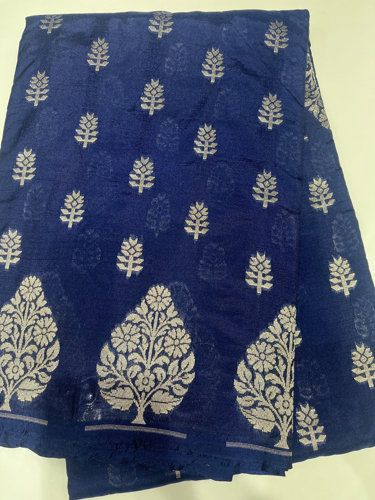 OFFER SALES SAREES -  IHA 34228