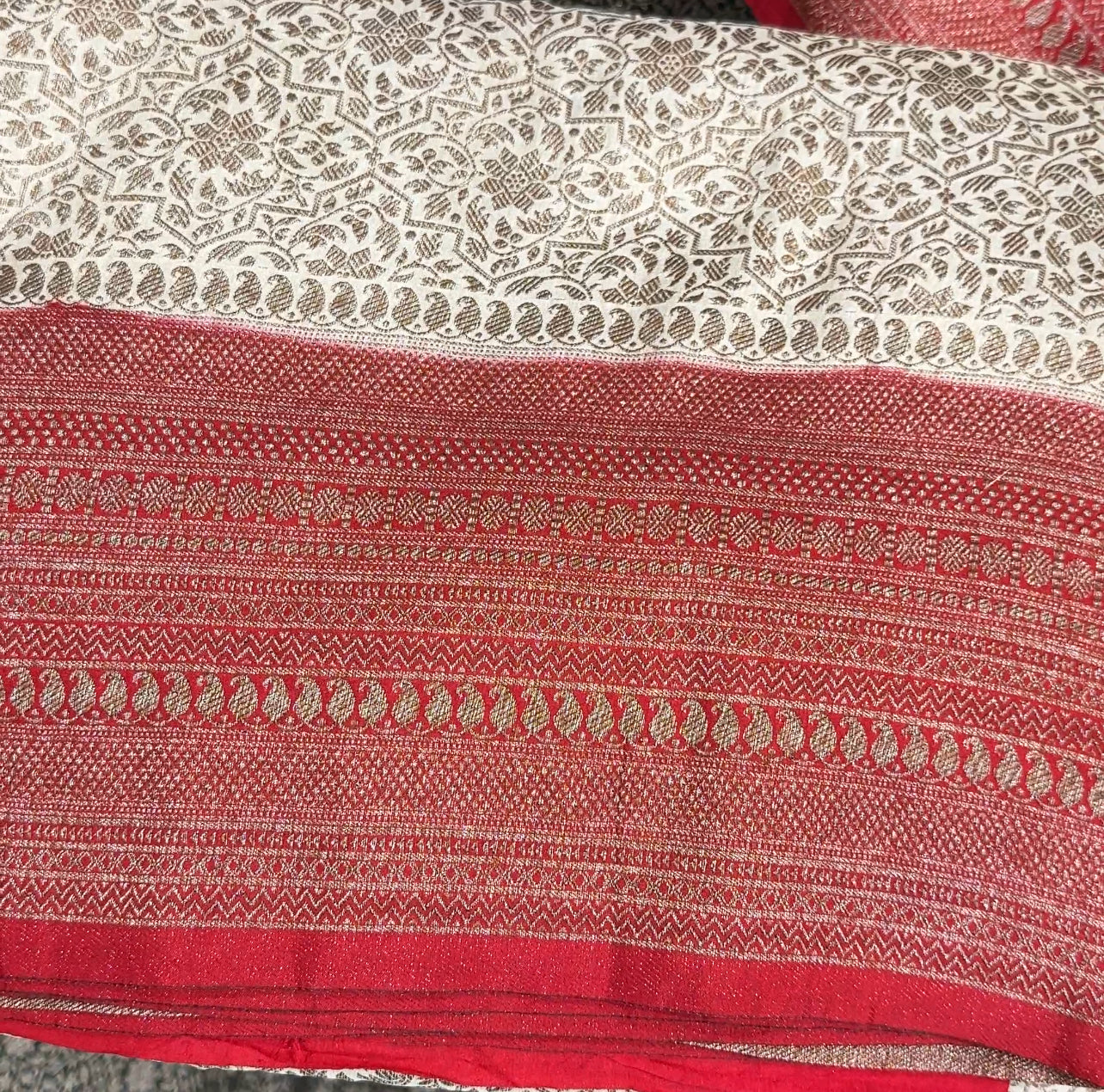 SEMI KATAN SAREE - IHA 18189