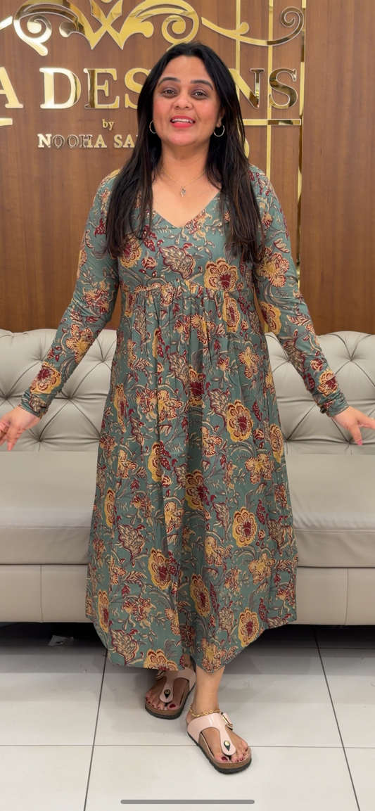 PRINTED ALIYA CUT TOPS - IHA 29268