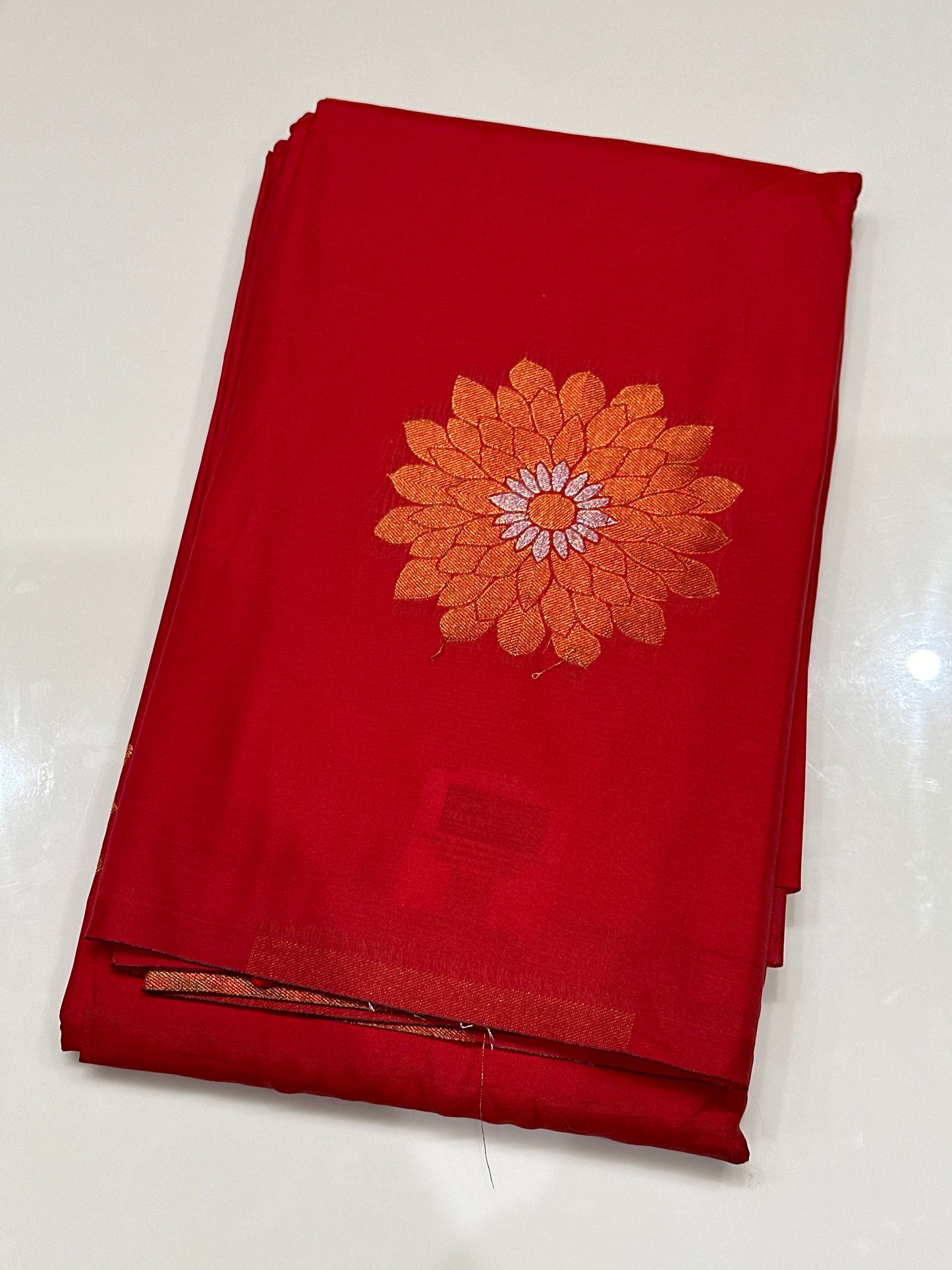 OFFER SALES SAREES - IHA 27178