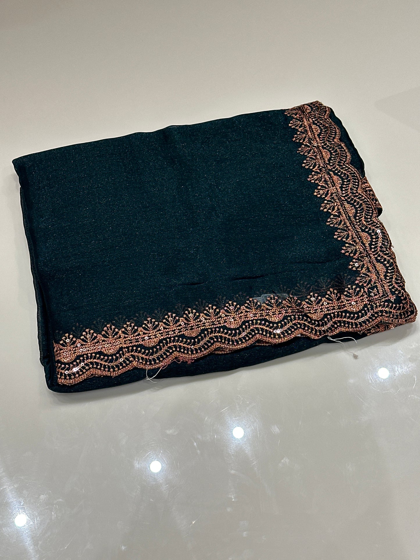 OFFER SALES SAREES - IHA 27178