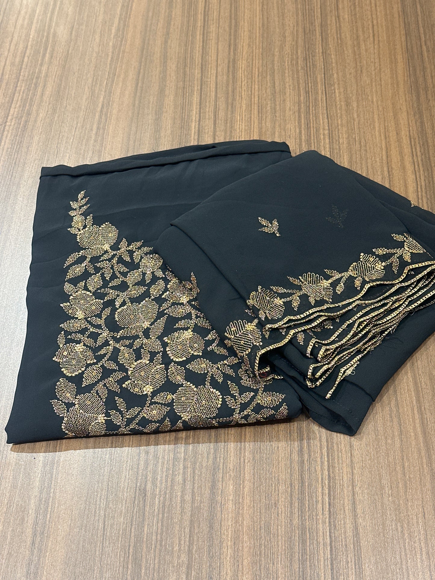 OFFER SALES UNSTITCHED SALWAR SUITS -  IHA 33752
