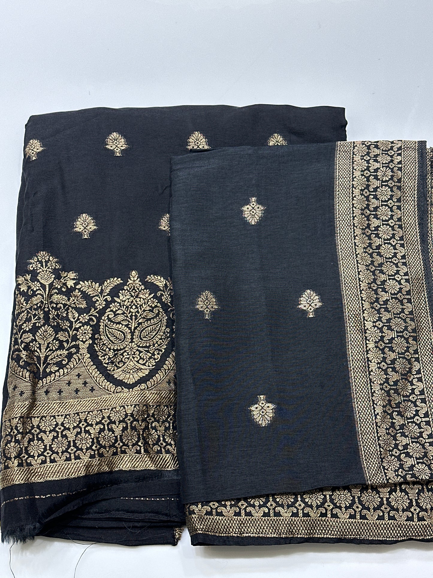OFFER SALES UNSTITCHED SALWAR SUITS -  IHA 33704