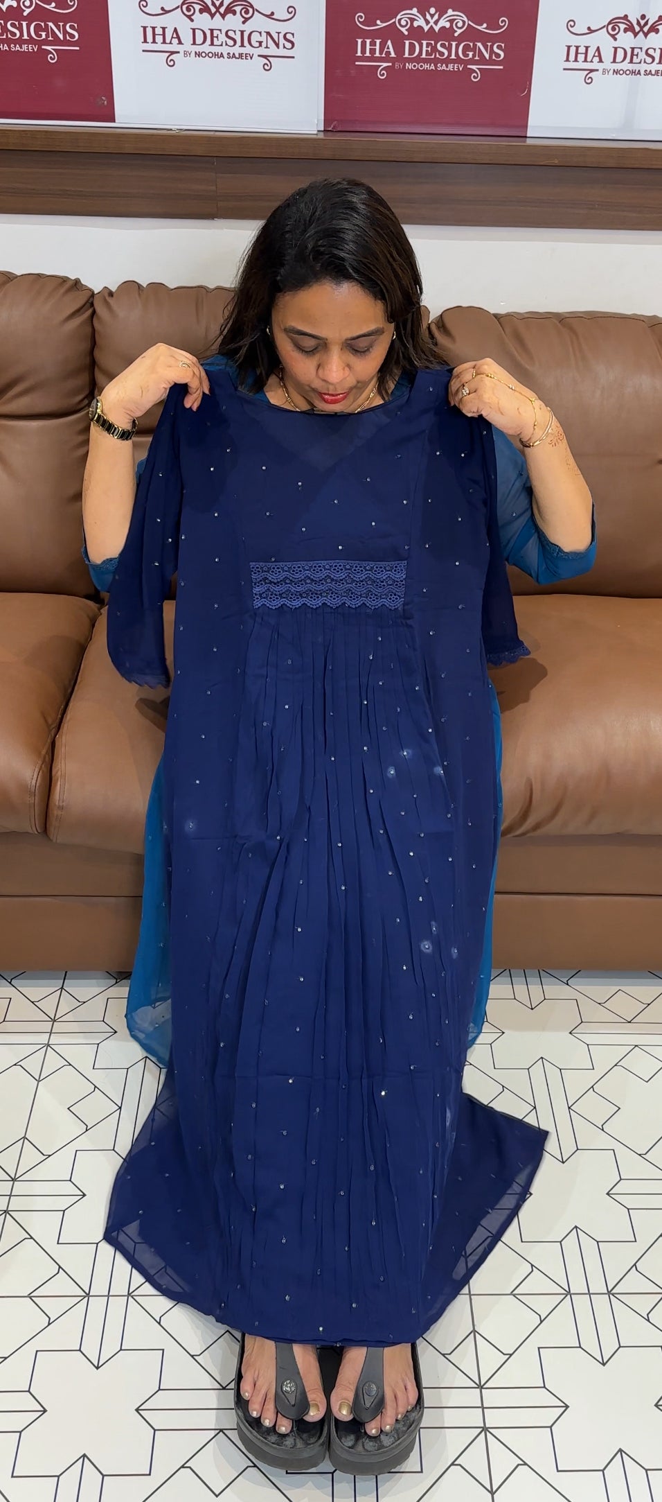 IHA'S IN-HOUSE DESIGNER ALINE TOPS  - IHA 23957