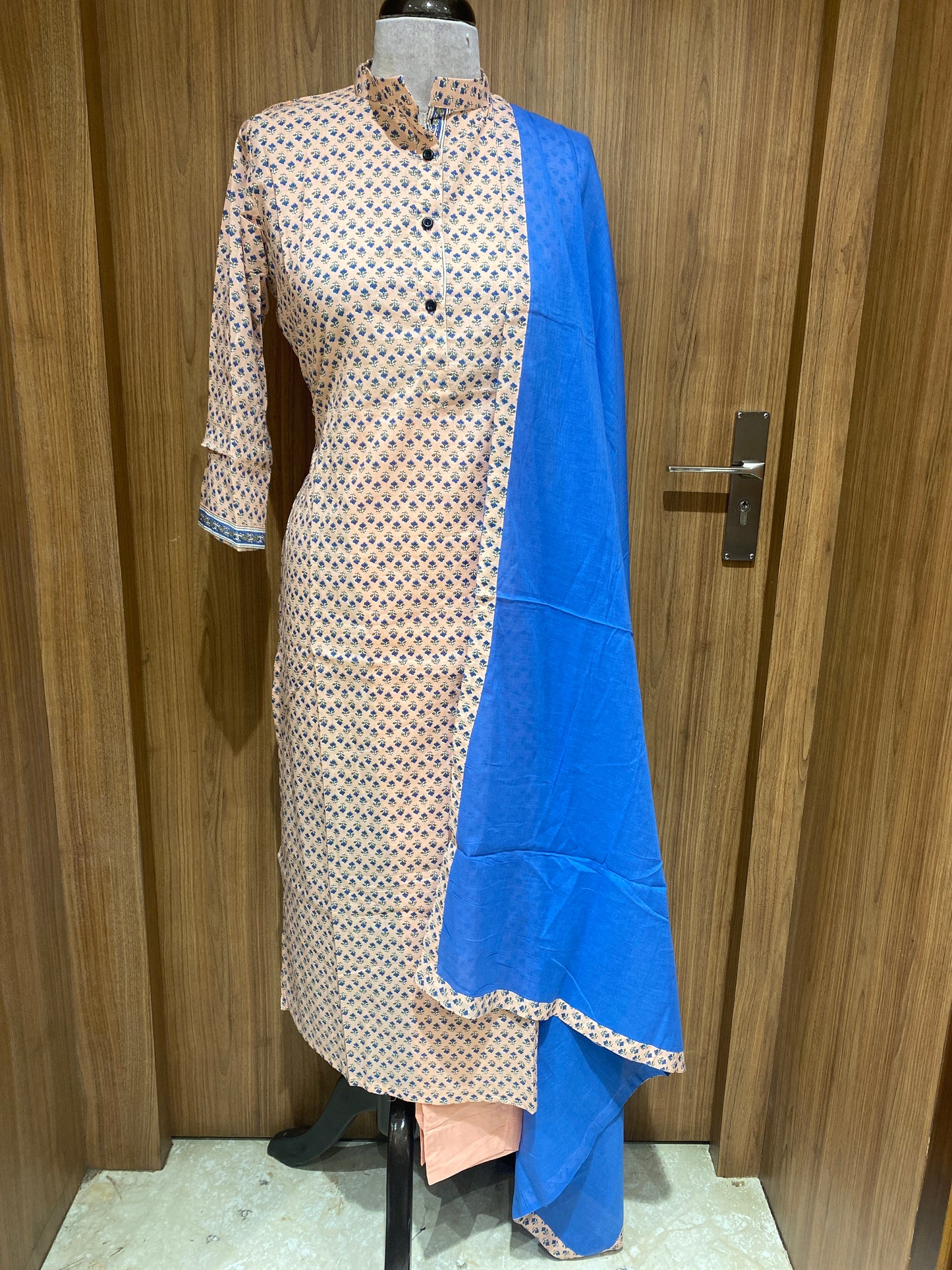 OFFER SALES TOP AND BOTTOM - IHA 27057