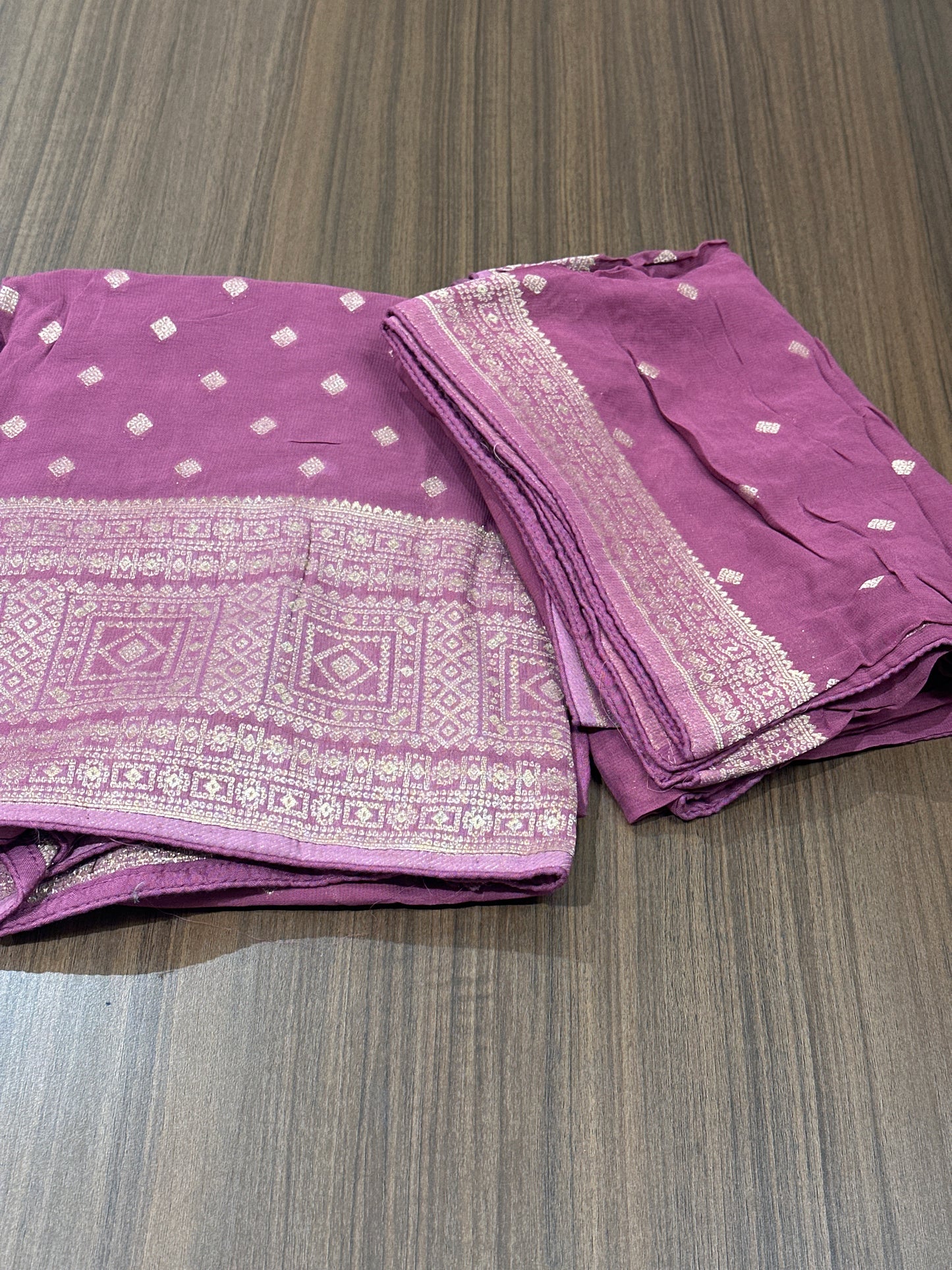 OFFER SALES UNSTITCHED SALWAR SUITS -  IHA 33903