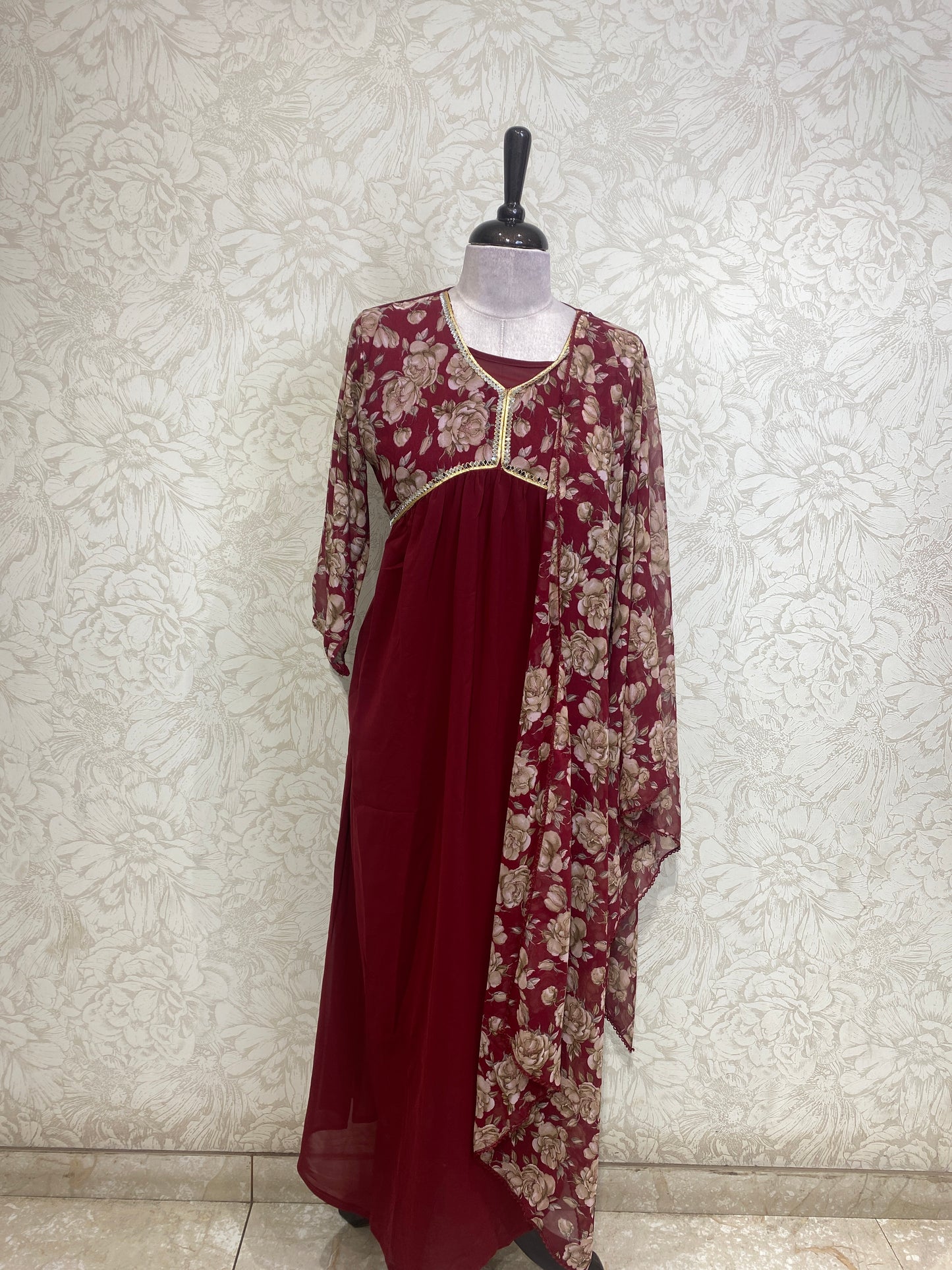 OFFER SALES TOPS COLLECTIONS - IHA 27023