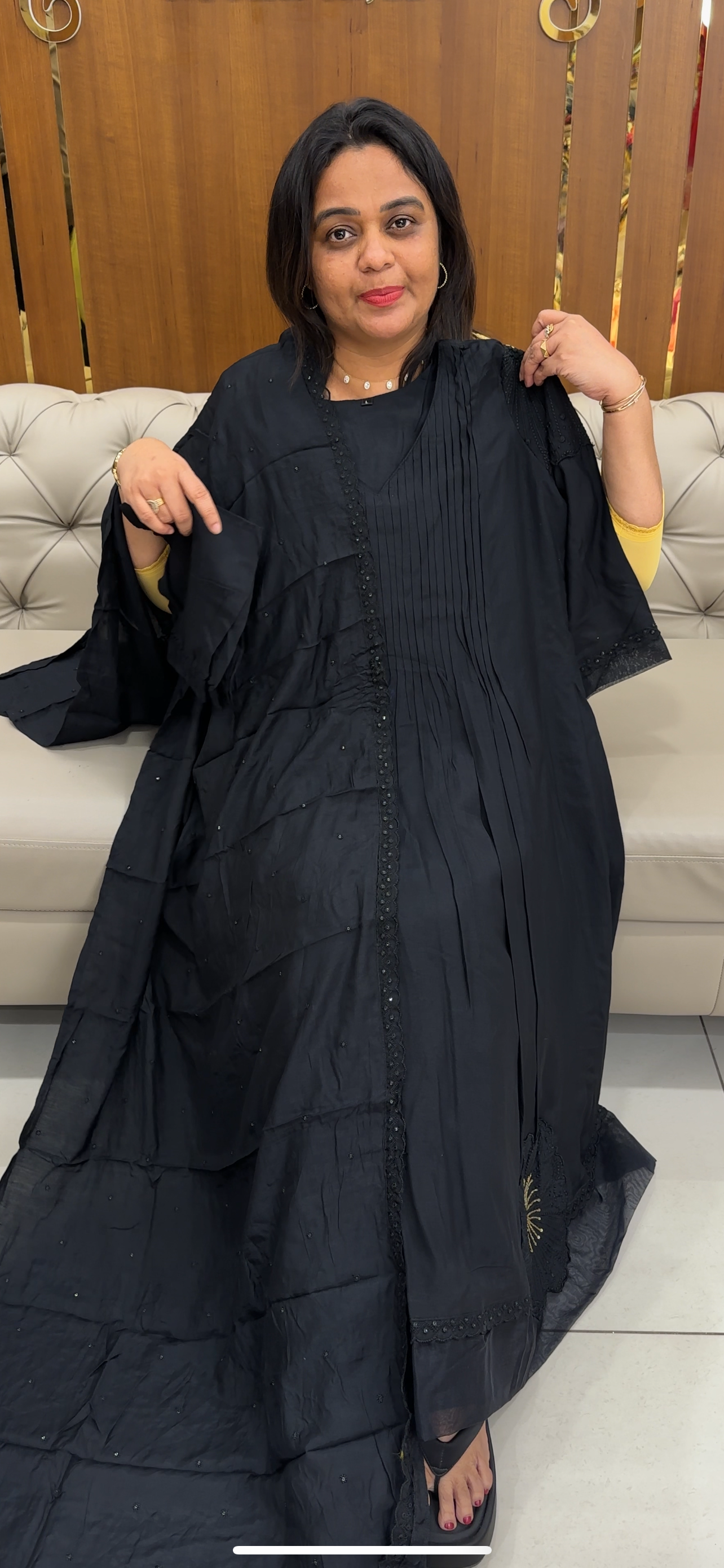 MUSLIN SILK TOP , BOTTOM AND DUPATTA - IHA 28615