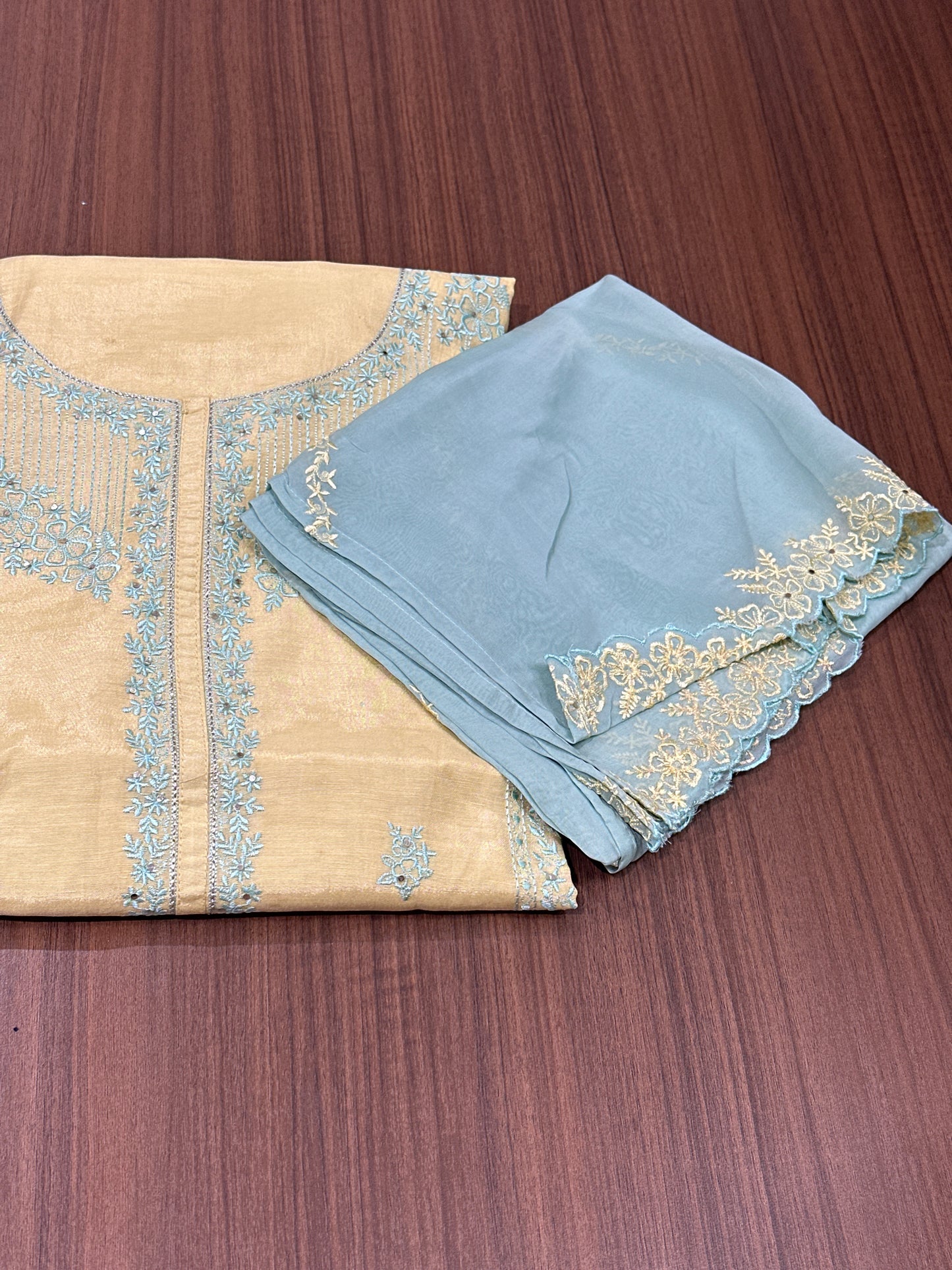OFFER SALES UNSTITCHED SALWAR SUITS -  IHA 33862