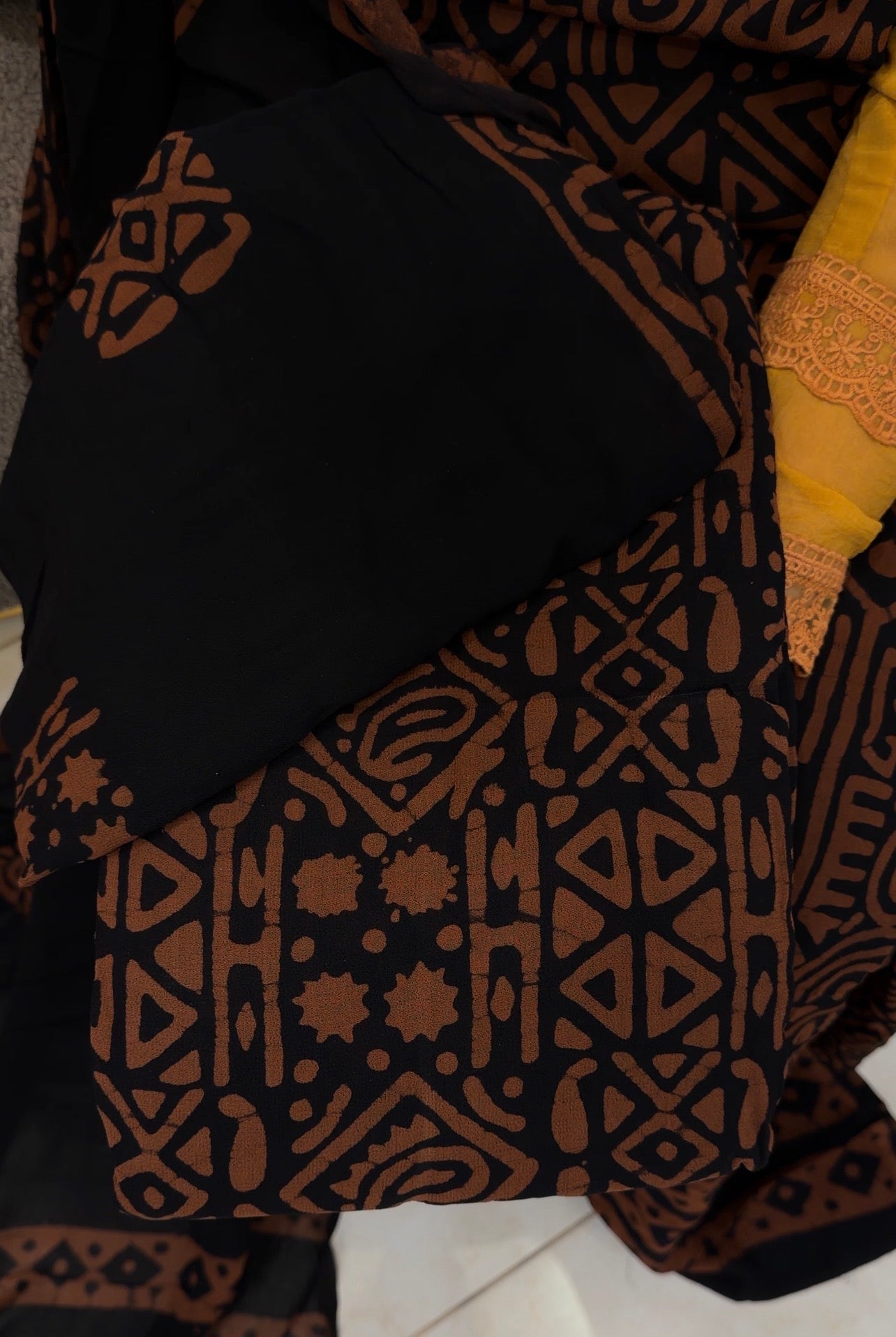 BATIK PRINTED UNSTITCHED SALWAL SUITS -IHA 33472