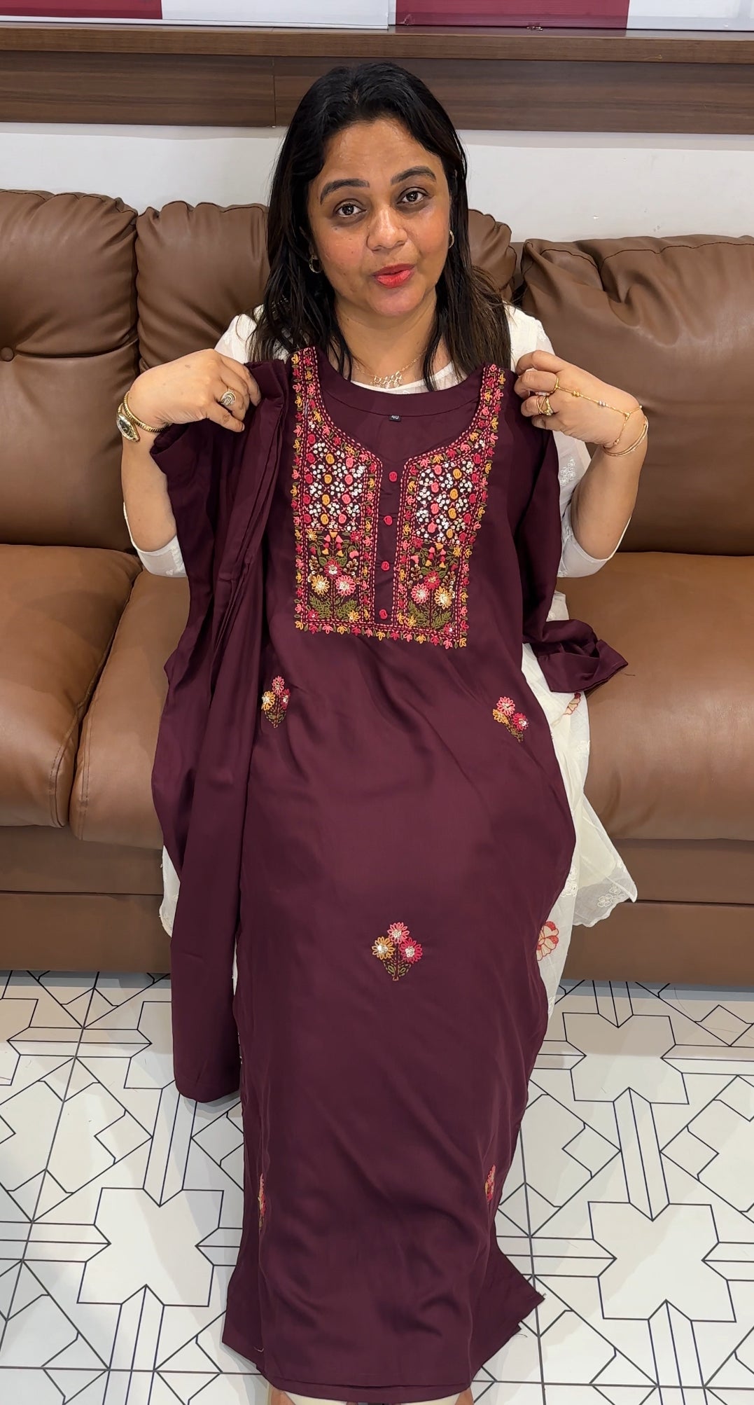 RAYON TOP, AND BOTTOM - IHA 24775