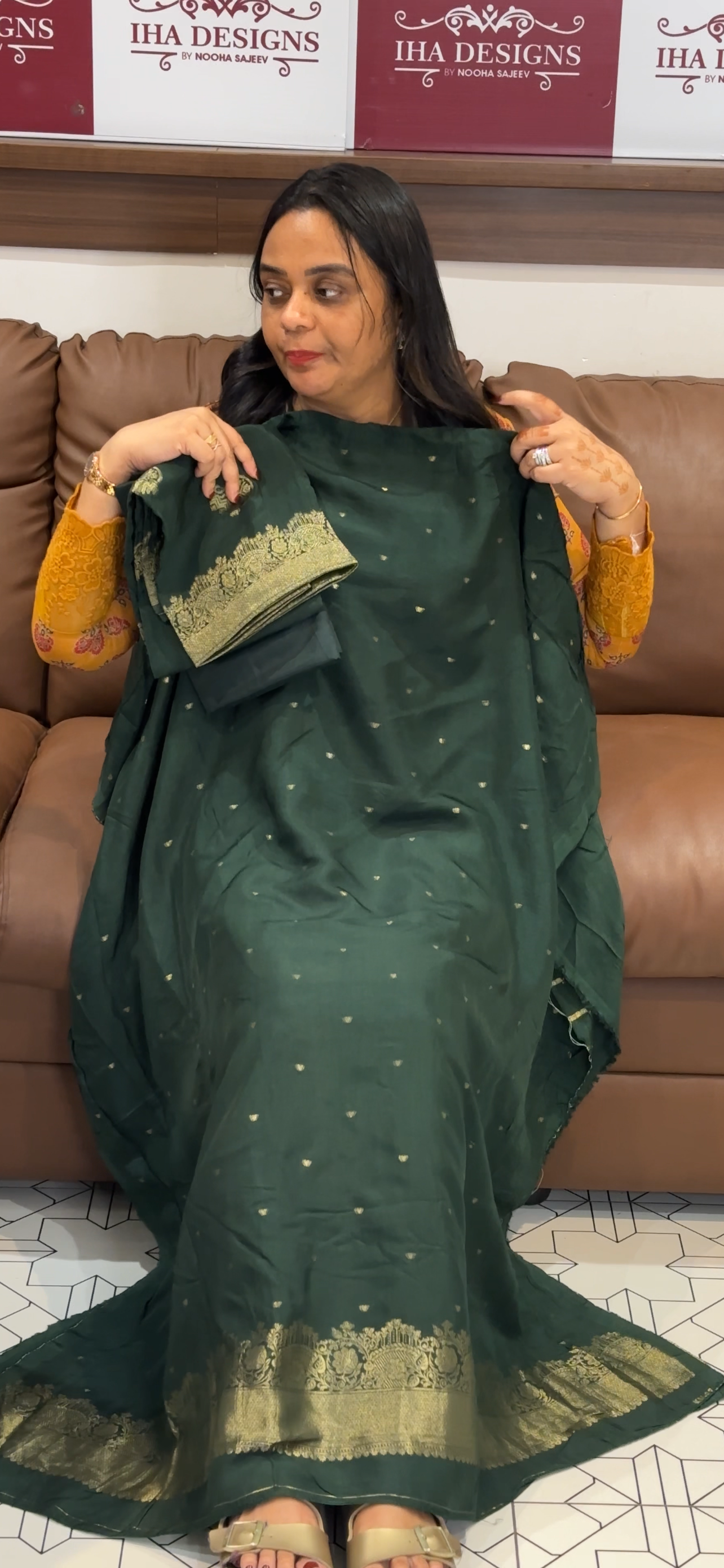 VISCOSE DOLA BANARASI UNSTITCHED SALWAR SUITS - IHA 32416