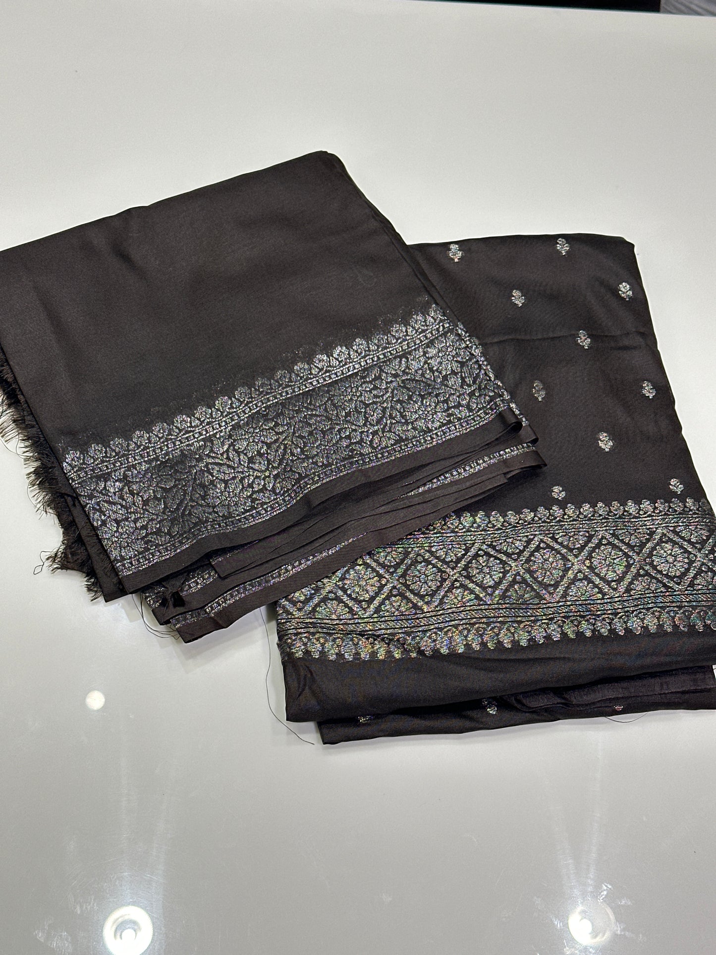 OFFER SALES UNSTITCHED SALWAR SUITS -  IHA 33516