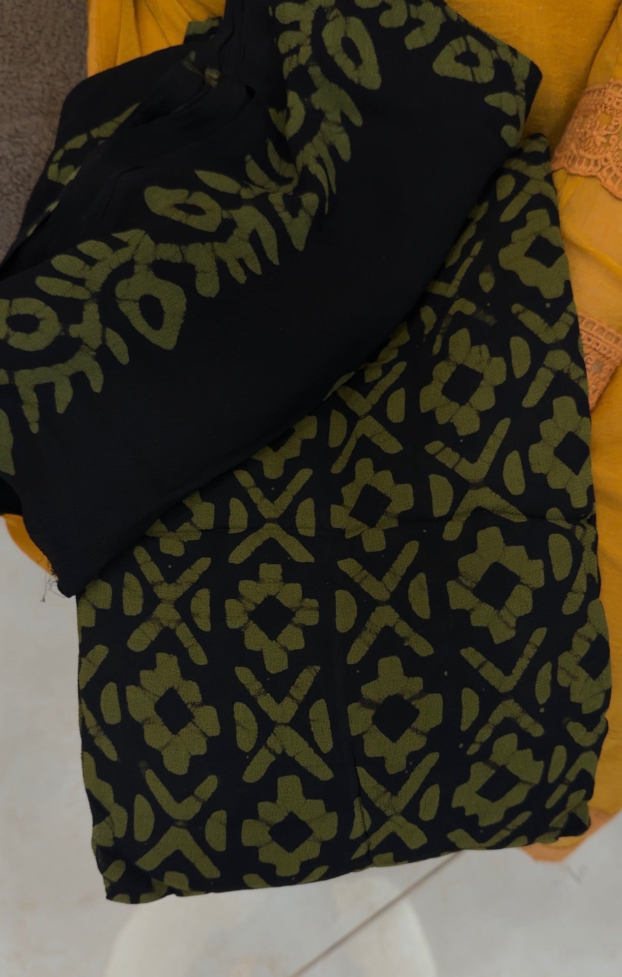 BATIK PRINTED UNSTITCHED SALWAL SUITS -IHA 33472