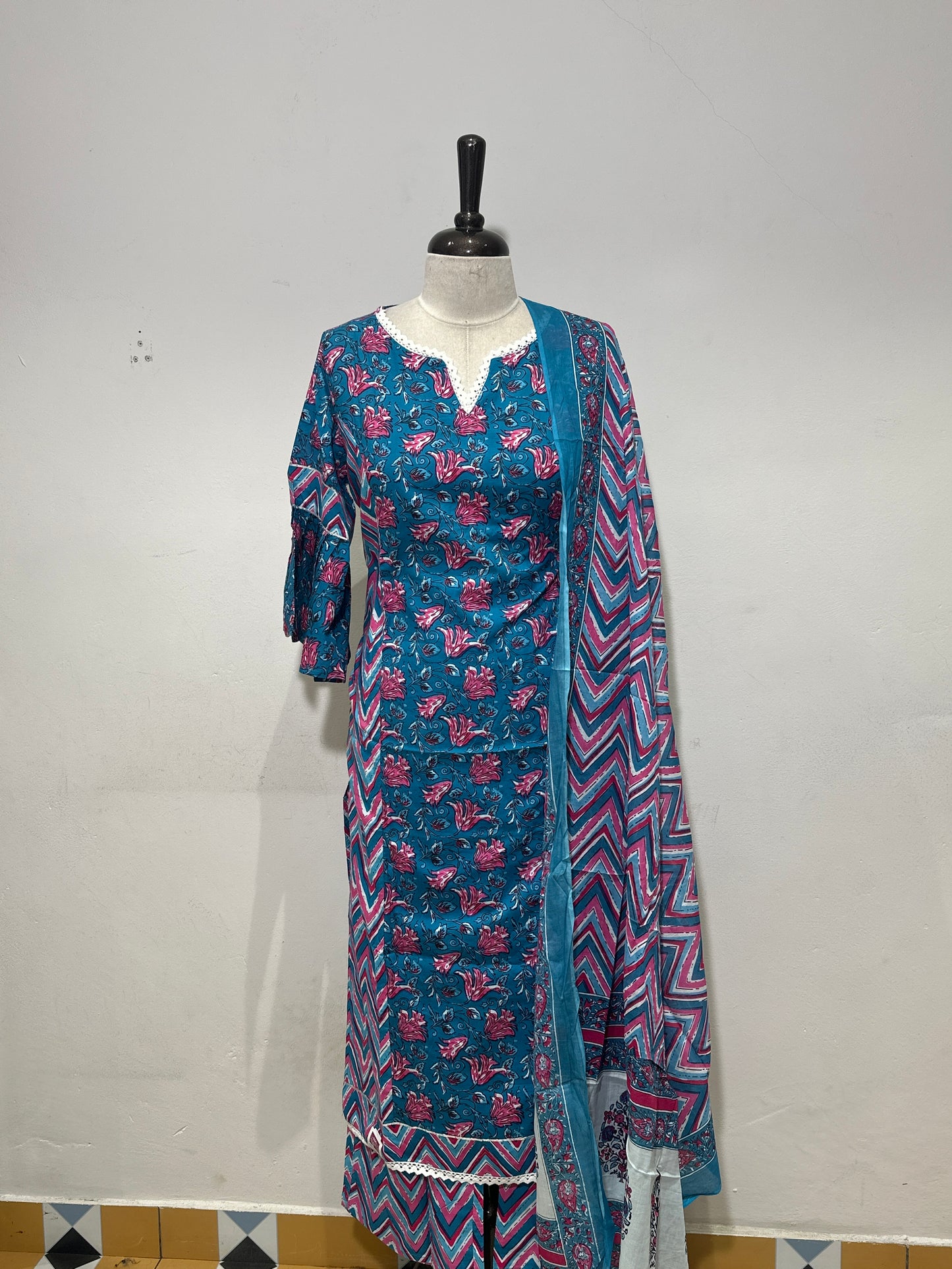 OFFER SALES TOP AND  BOTTOM  -  IHA 34334