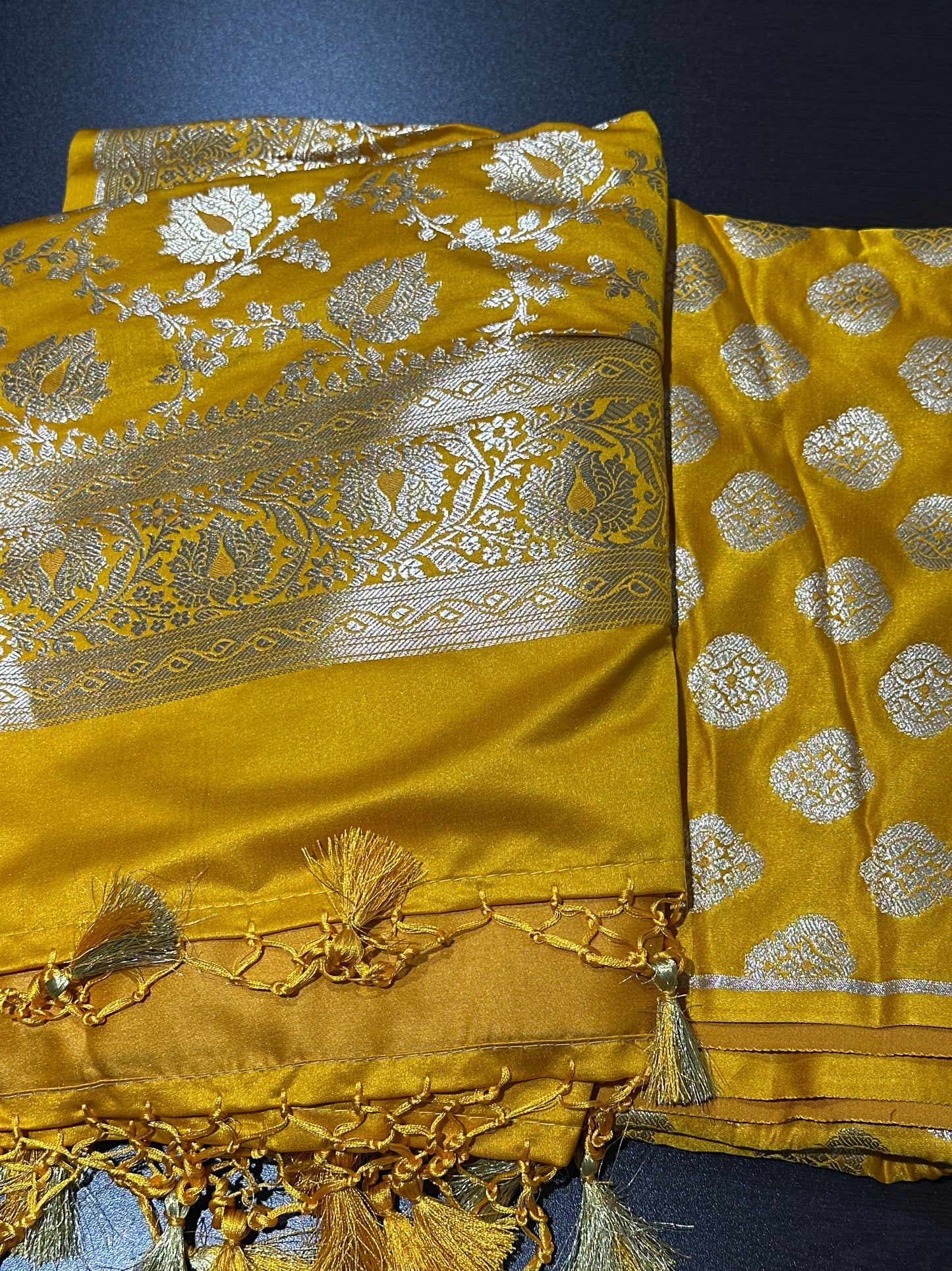 OFFER SALES UNSTITCHED SALWAR SUITS -  IHA 34177