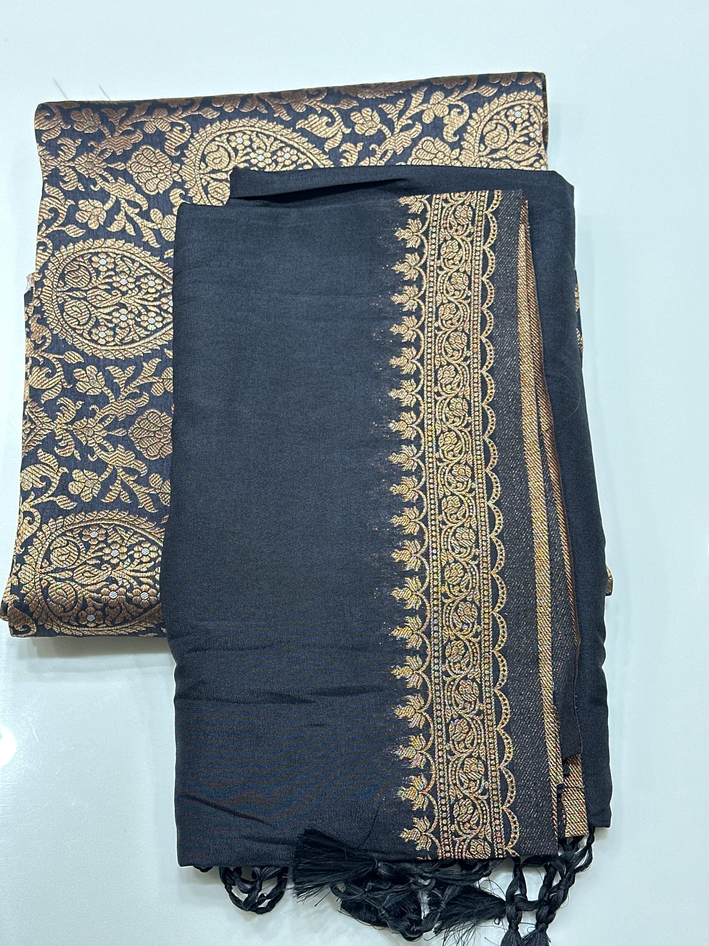 OFFER SALES UNSTITCHED SALWAR SUITS -  IHA 33613