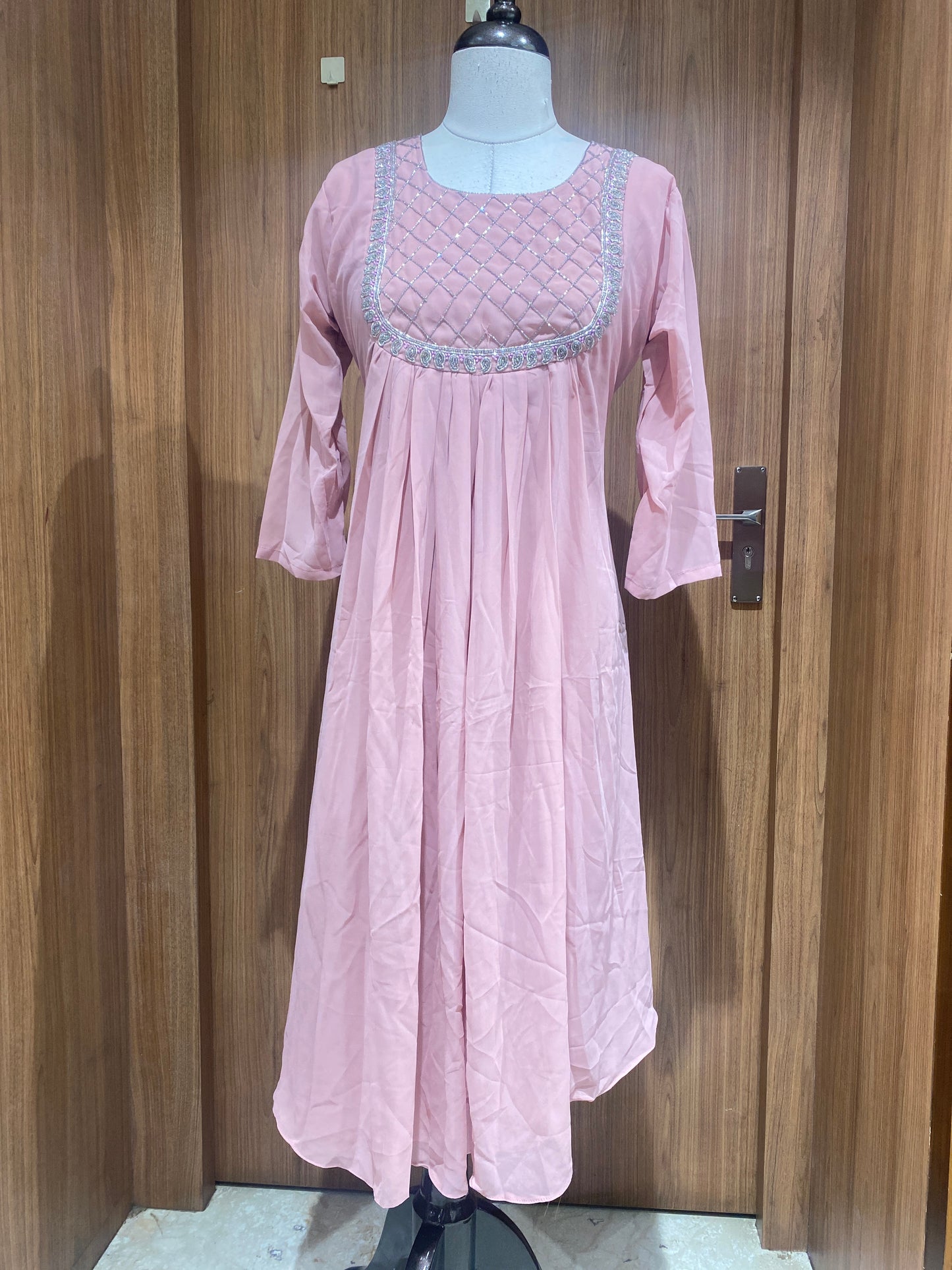 OFFER SALES TOPS COLLECTIONS - IHA 27006
