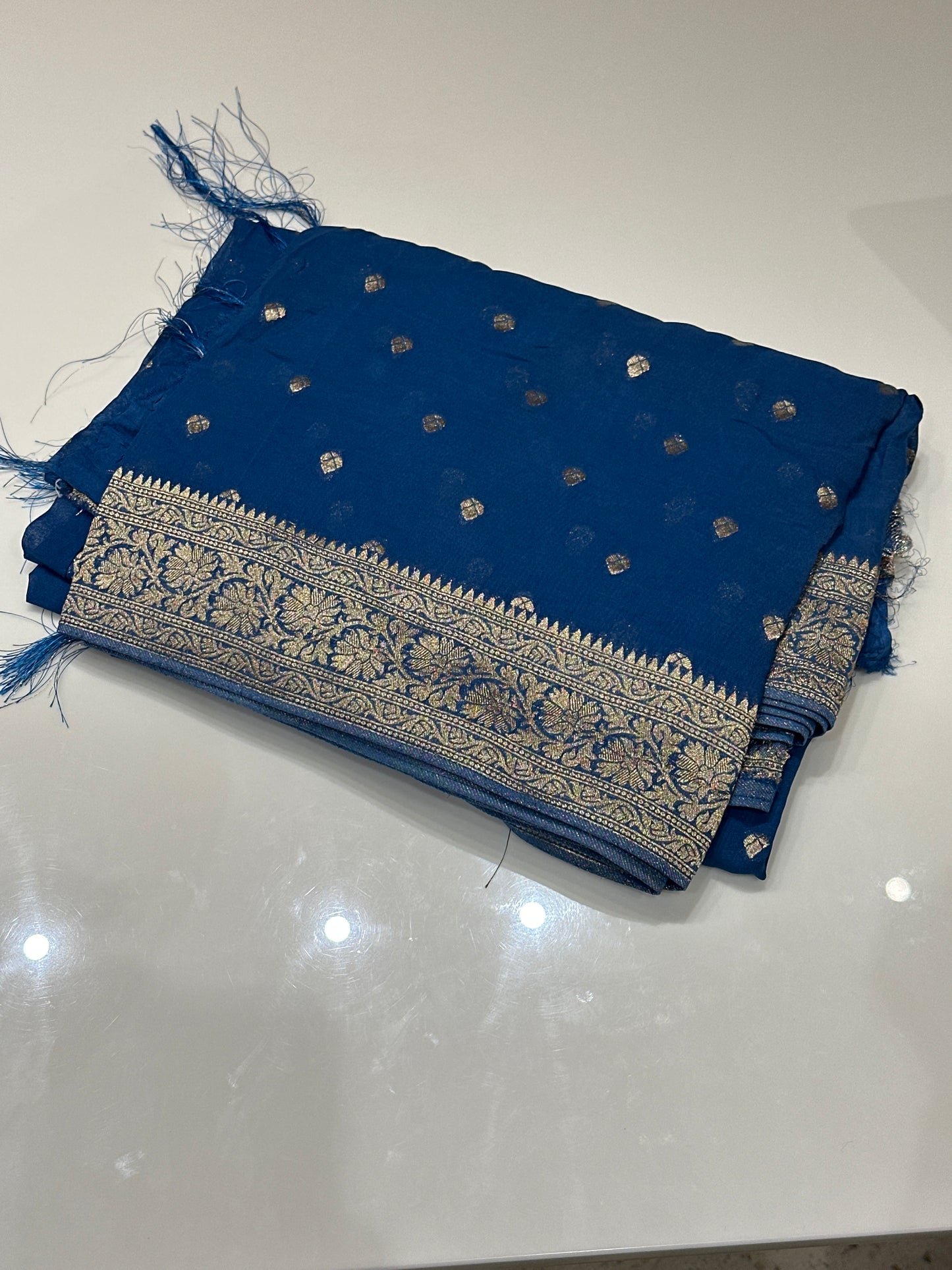 OFFER SALES SAREES - IHA 27131