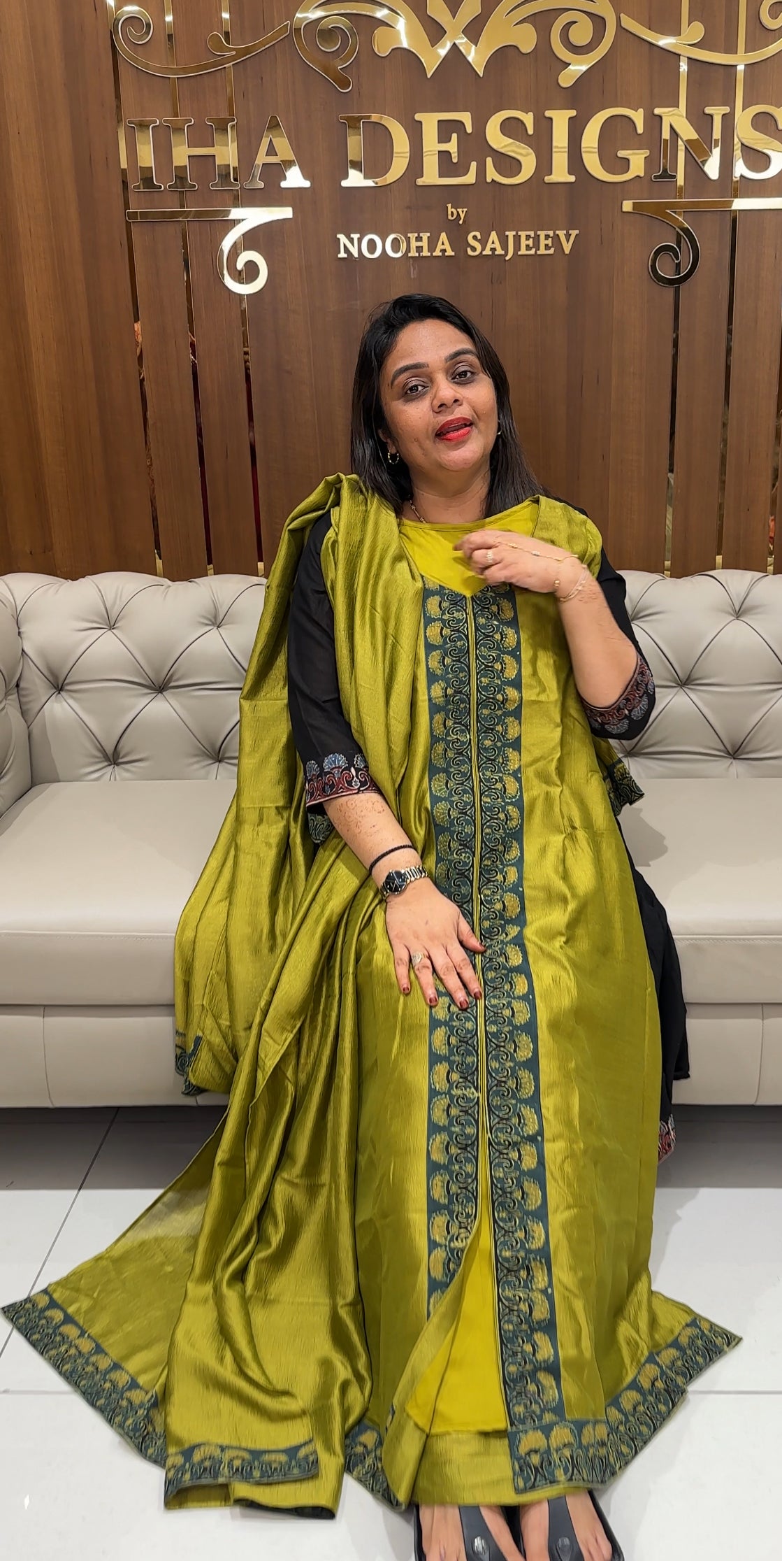 IHA'S IN-HOUSE SEMI RAW SILK ALINE TOPS - IHA 24018