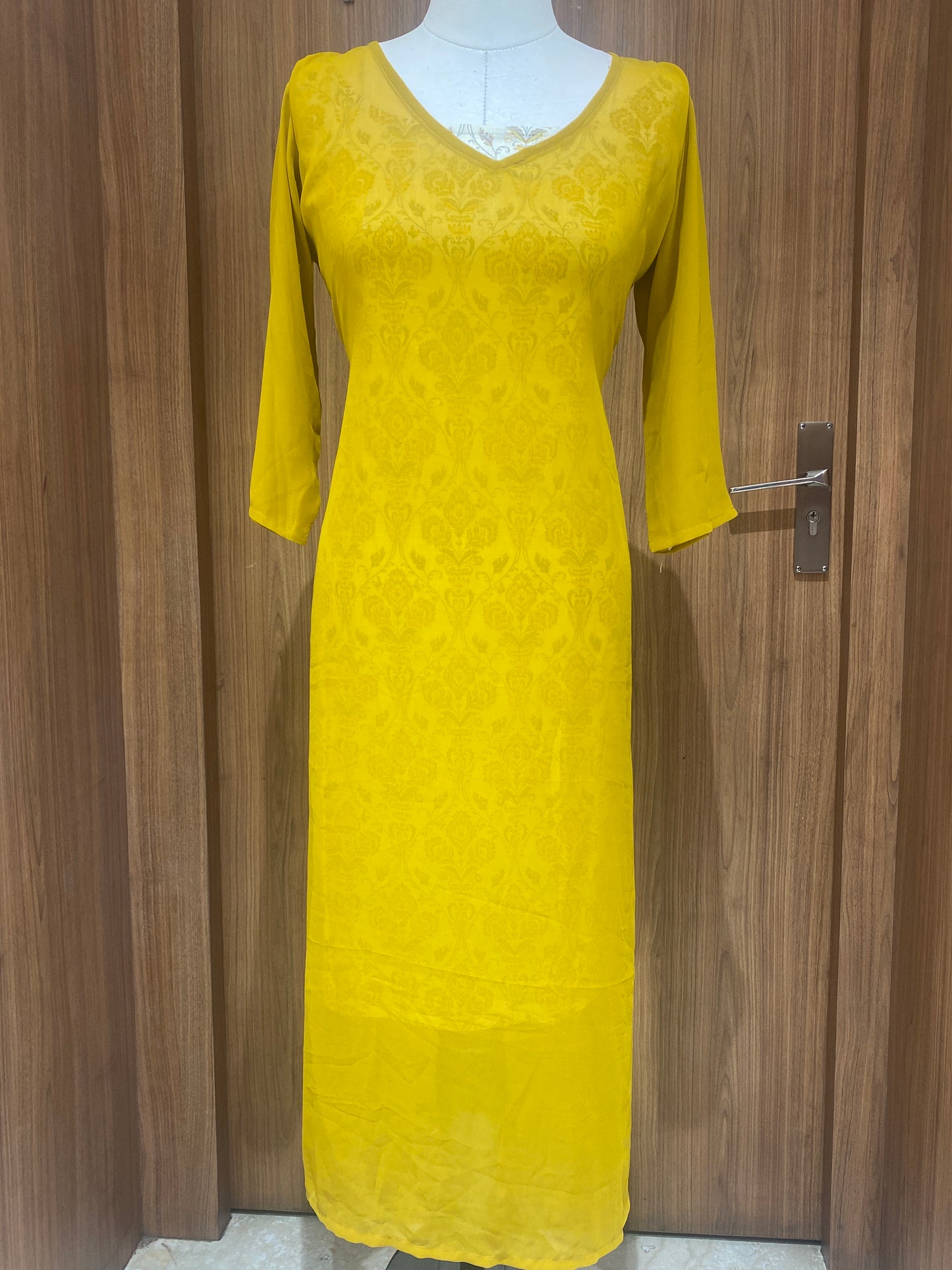 OFFER SALES TOPS COLLECTIONS - IHA 26995