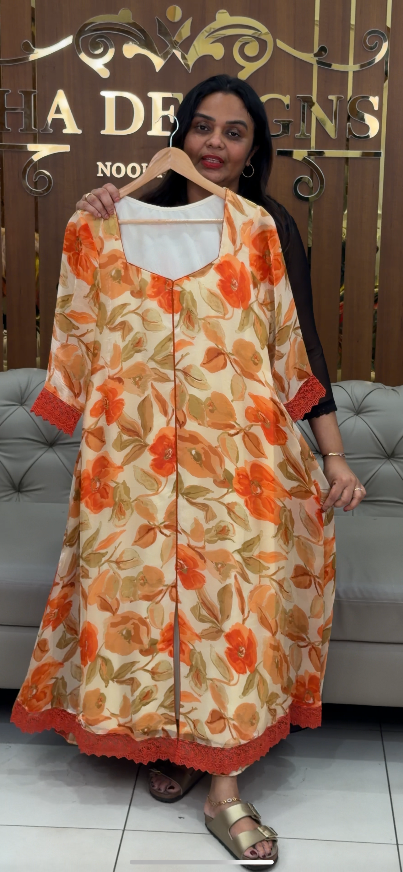 IHA'S IN-HOUSE PRINTED ALINE TOPS - IHA 30601