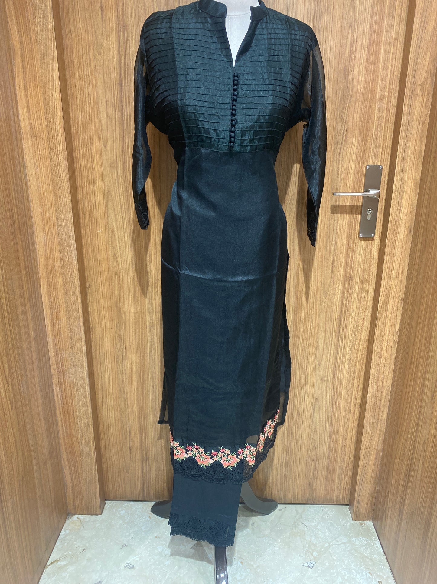 OFFER SALES TOP AND BOTTOM - IHA 27066