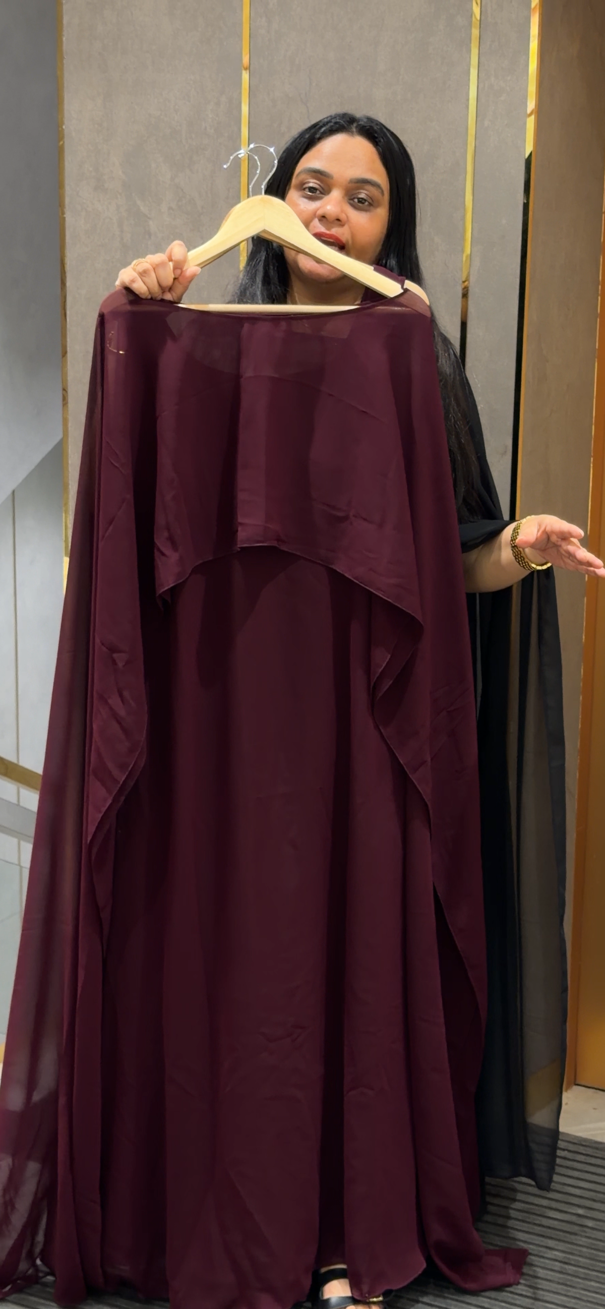 IHA'S IN-HOUSE DESIGNER TOPS - IHA 35418