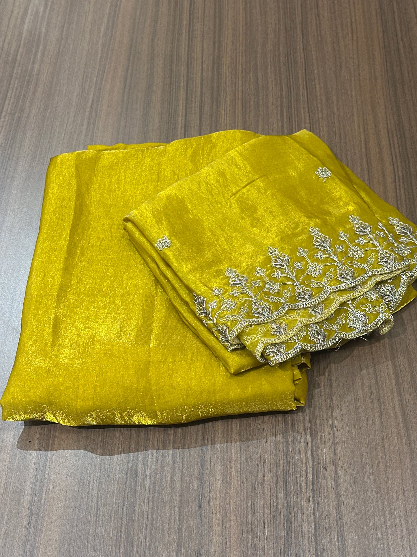 OFFER SALES UNSTITCHED SALWAR SUITS -  IHA 33752