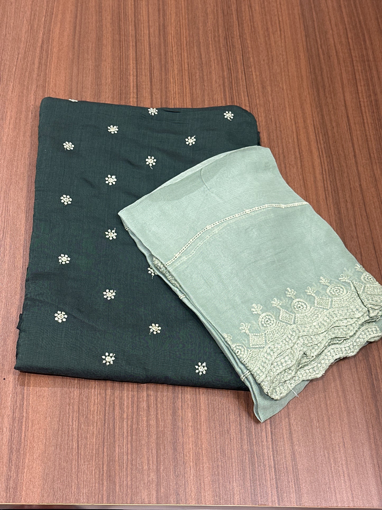 OFFER SALES UNSTITCHED SALWAR SUITS -  IHA 33733