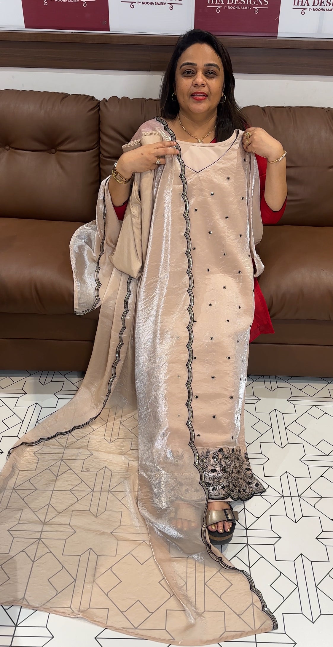 IHA'S IN-HOUSE VELVET ORGANZA TOP,BOTTOM AND DUPATTA - IHA 24180