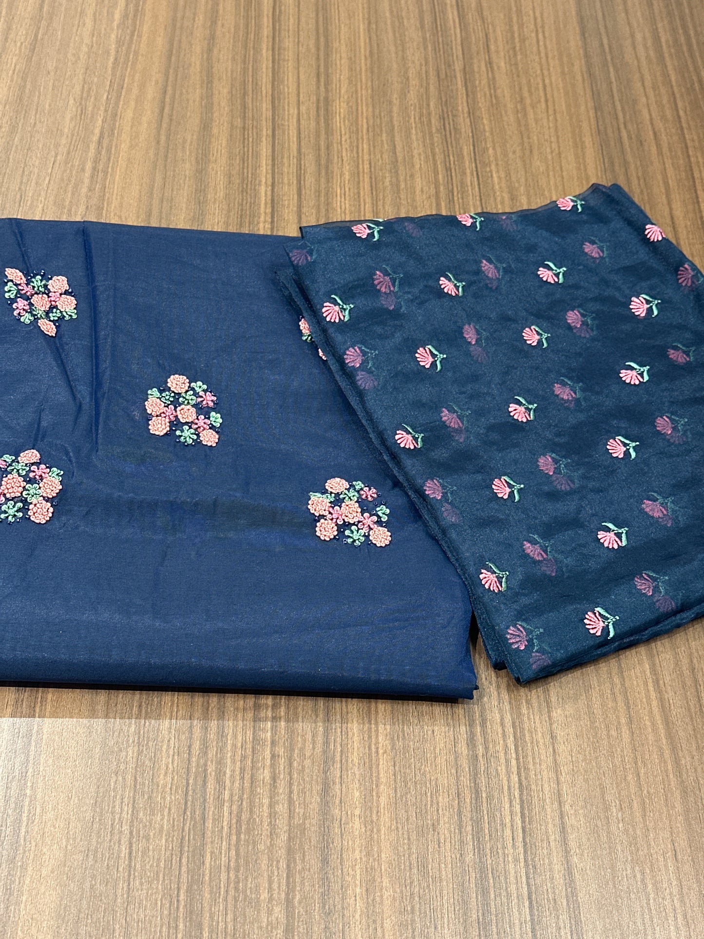OFFER SALES UNSTITCHED SALWAR SUITS -  IHA 33903