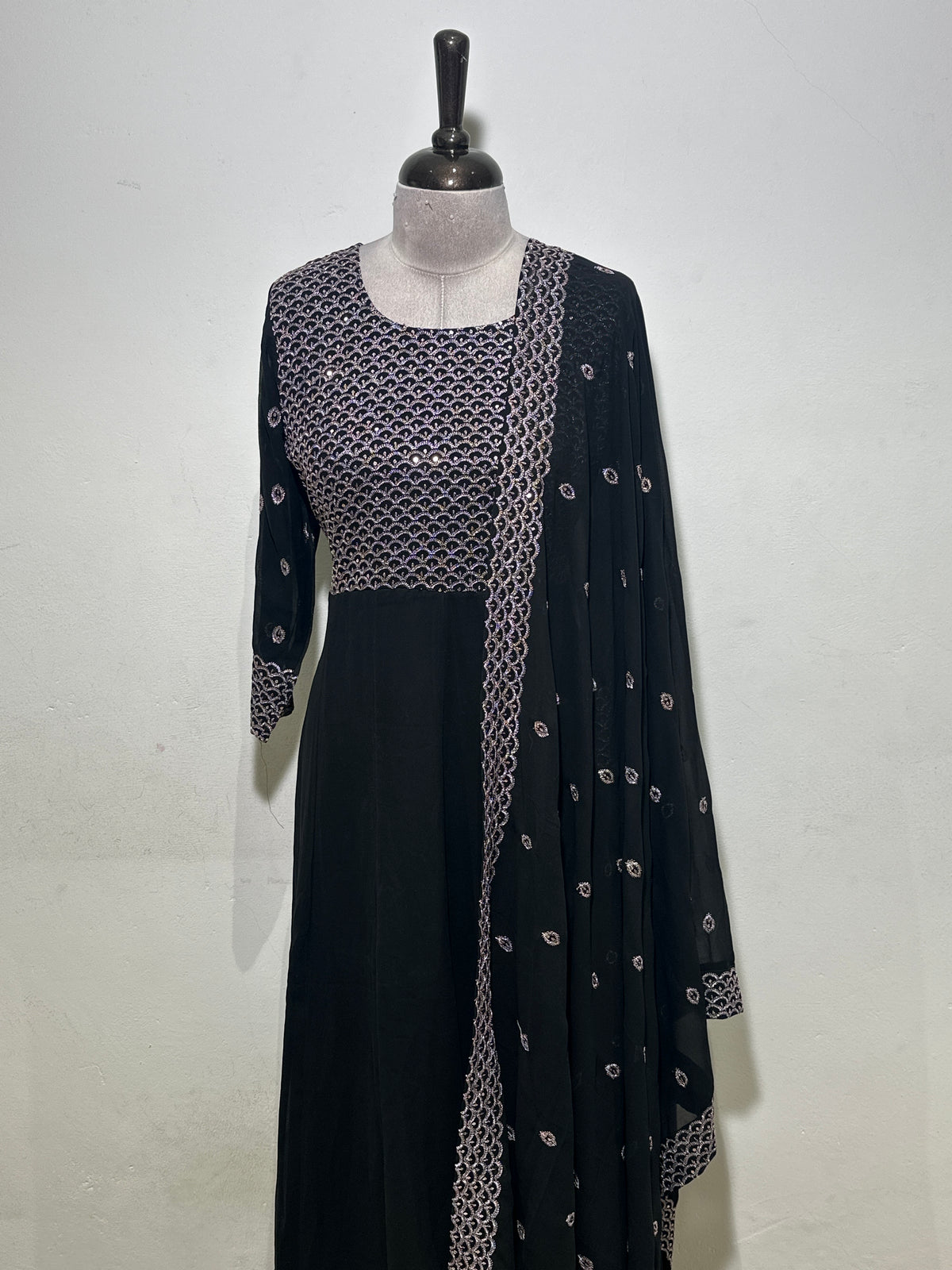 OFFER SALES TOP AND  BOTTOM  -  IHA 35694