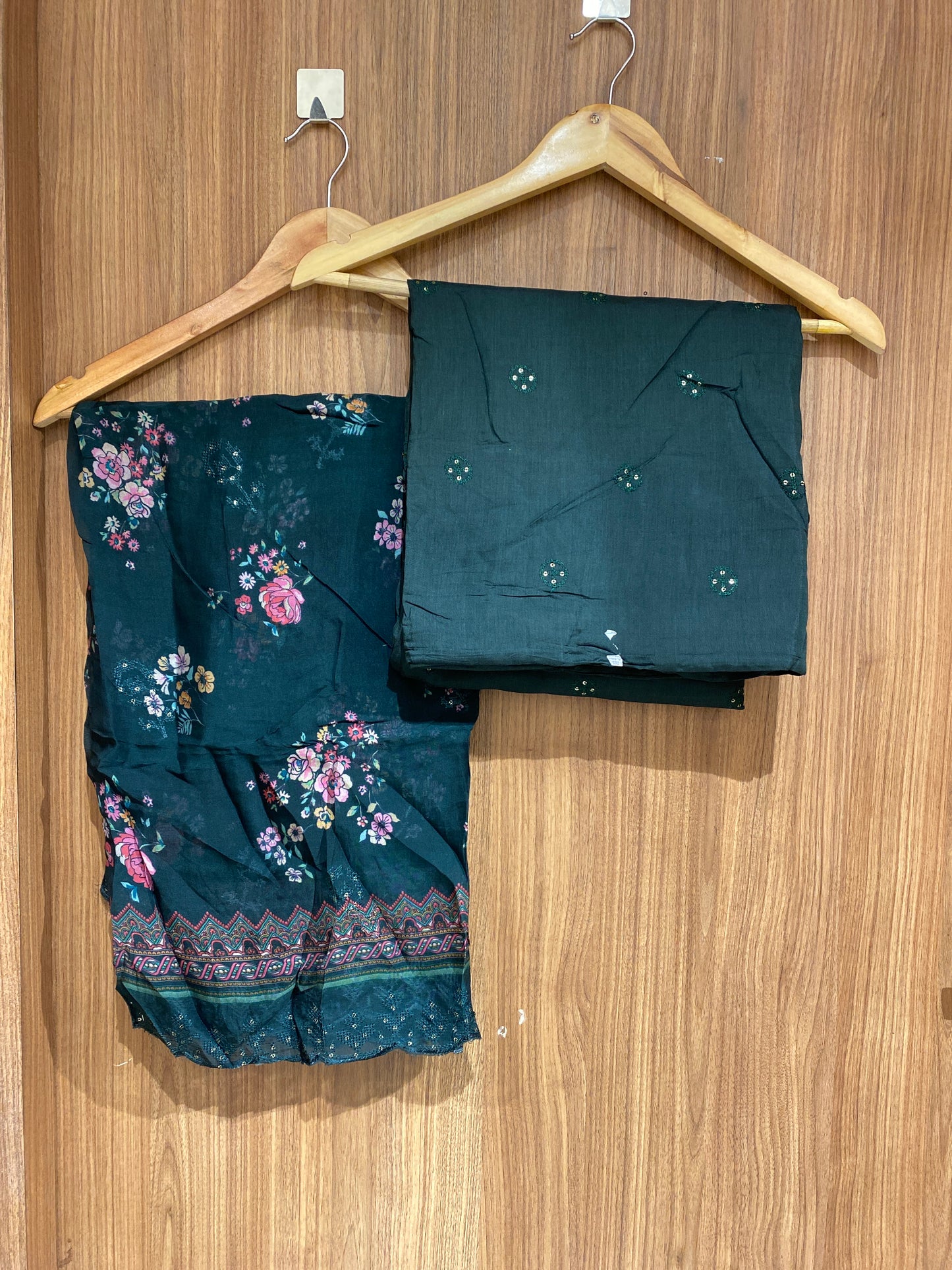 OFFER SALES UNSTITCHED SALWAR SUITS - IHA 26840