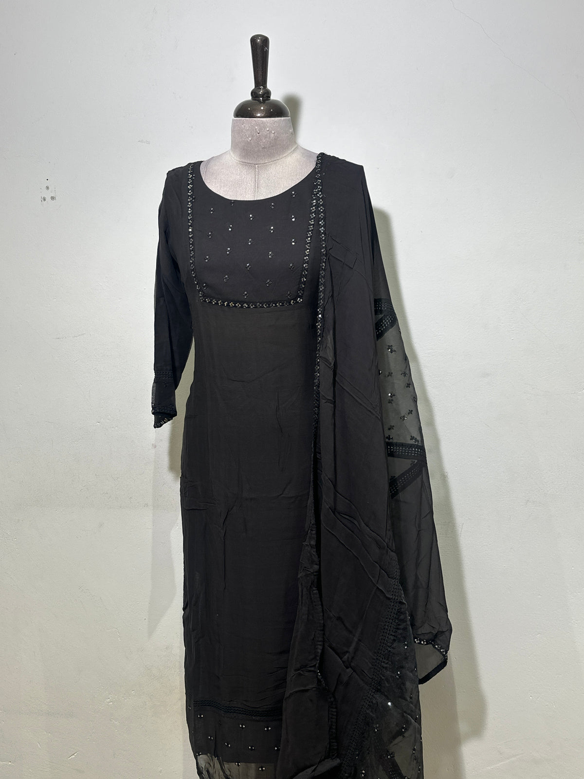 OFFER SALES TOP AND  BOTTOM  -  IHA 35694