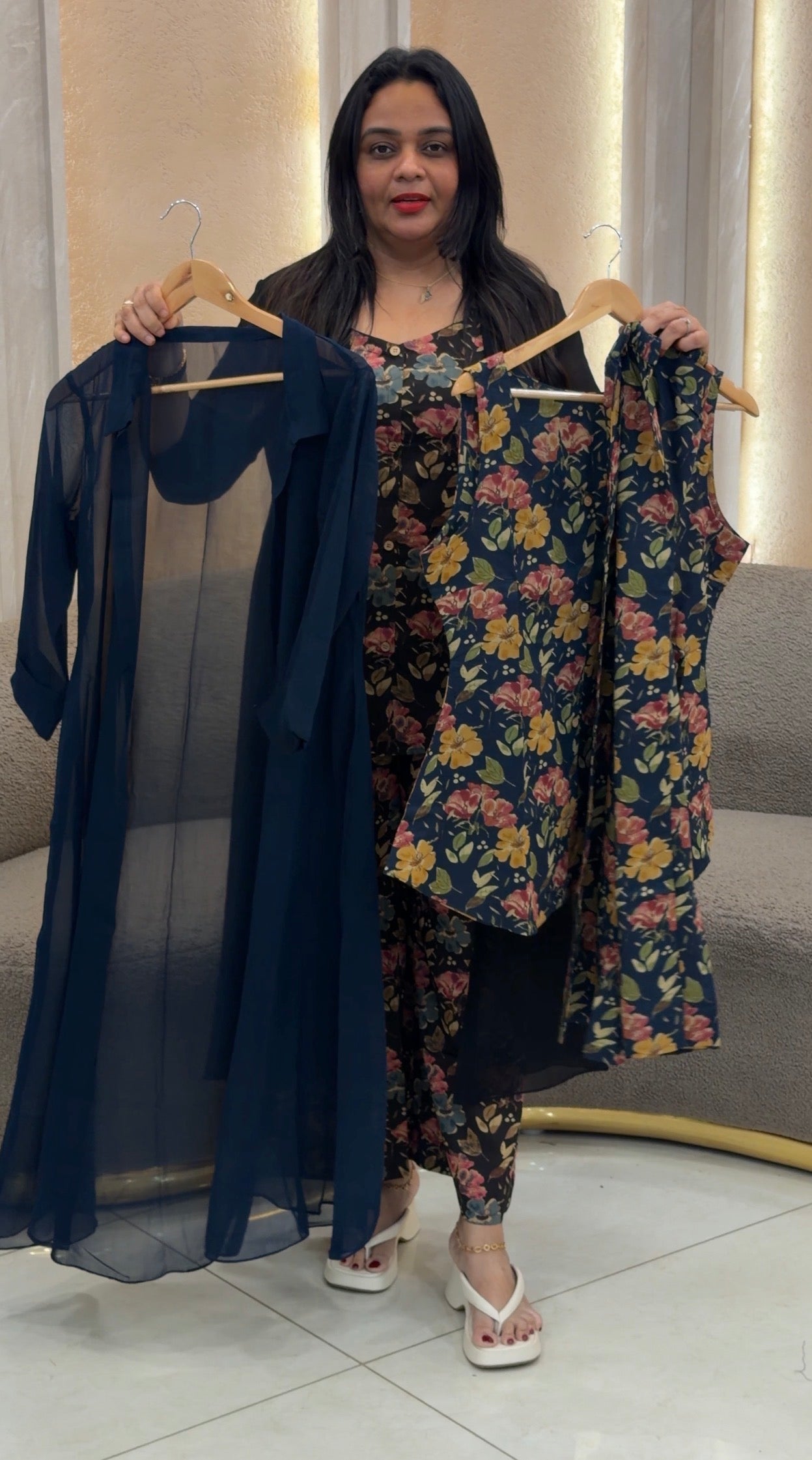 IHA'S IN-HOUSE PRNTED TOP ,BOTTOM AND JACKET - IHA 33131