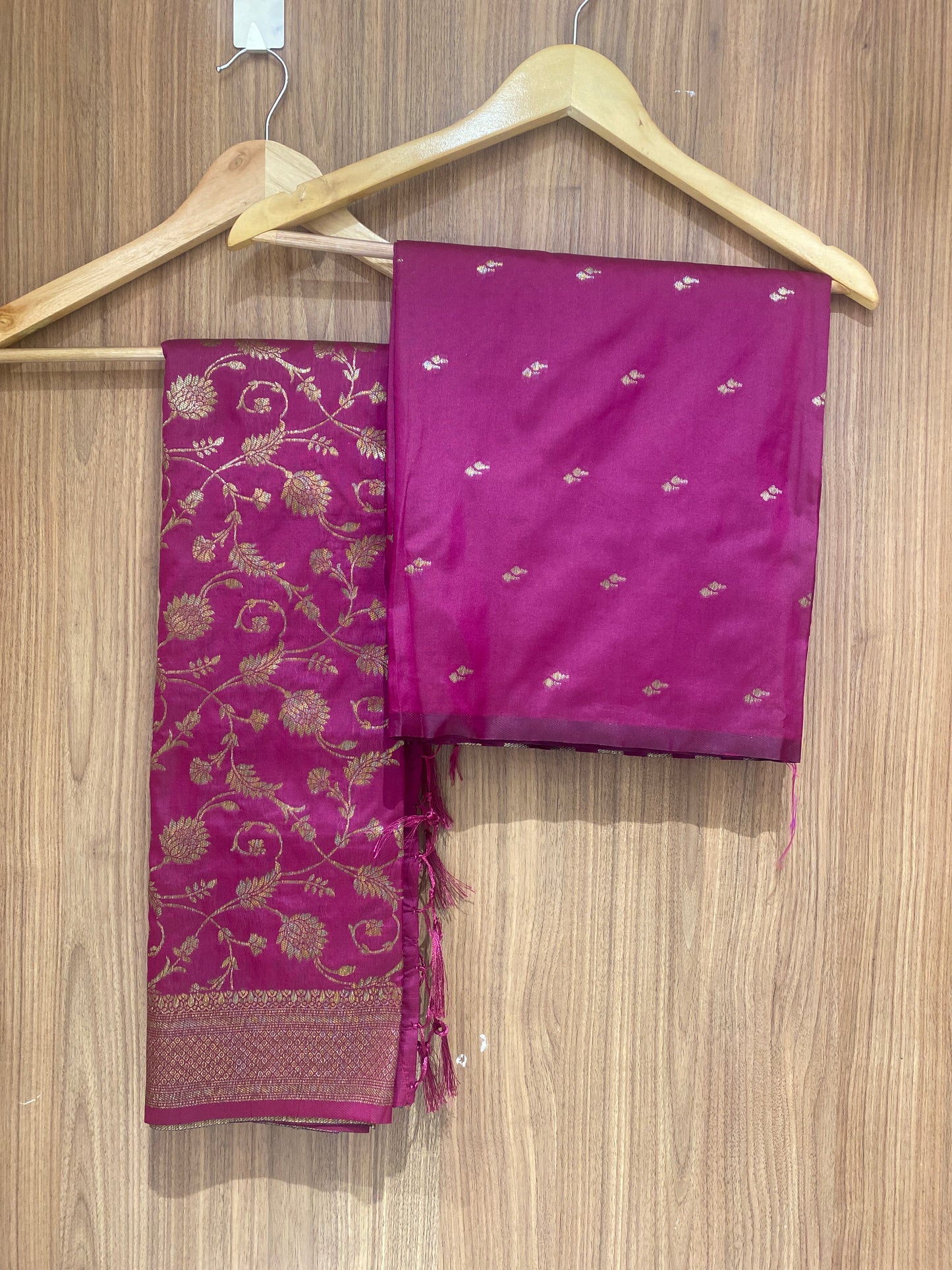OFFER SALES UNSTITCHED SALWAR SUITS - IHA 26942