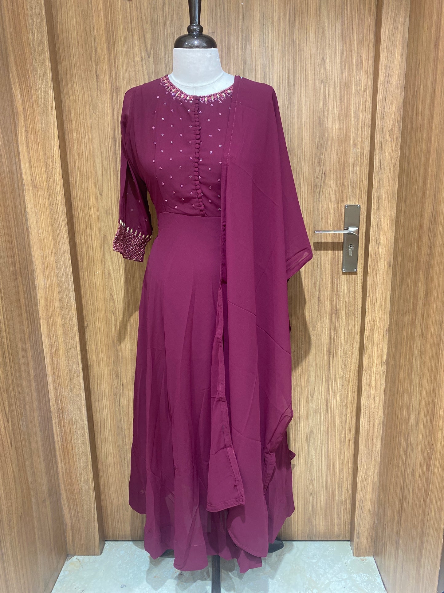 OFFER SALES TOP AND BOTTOM - IHA 27066