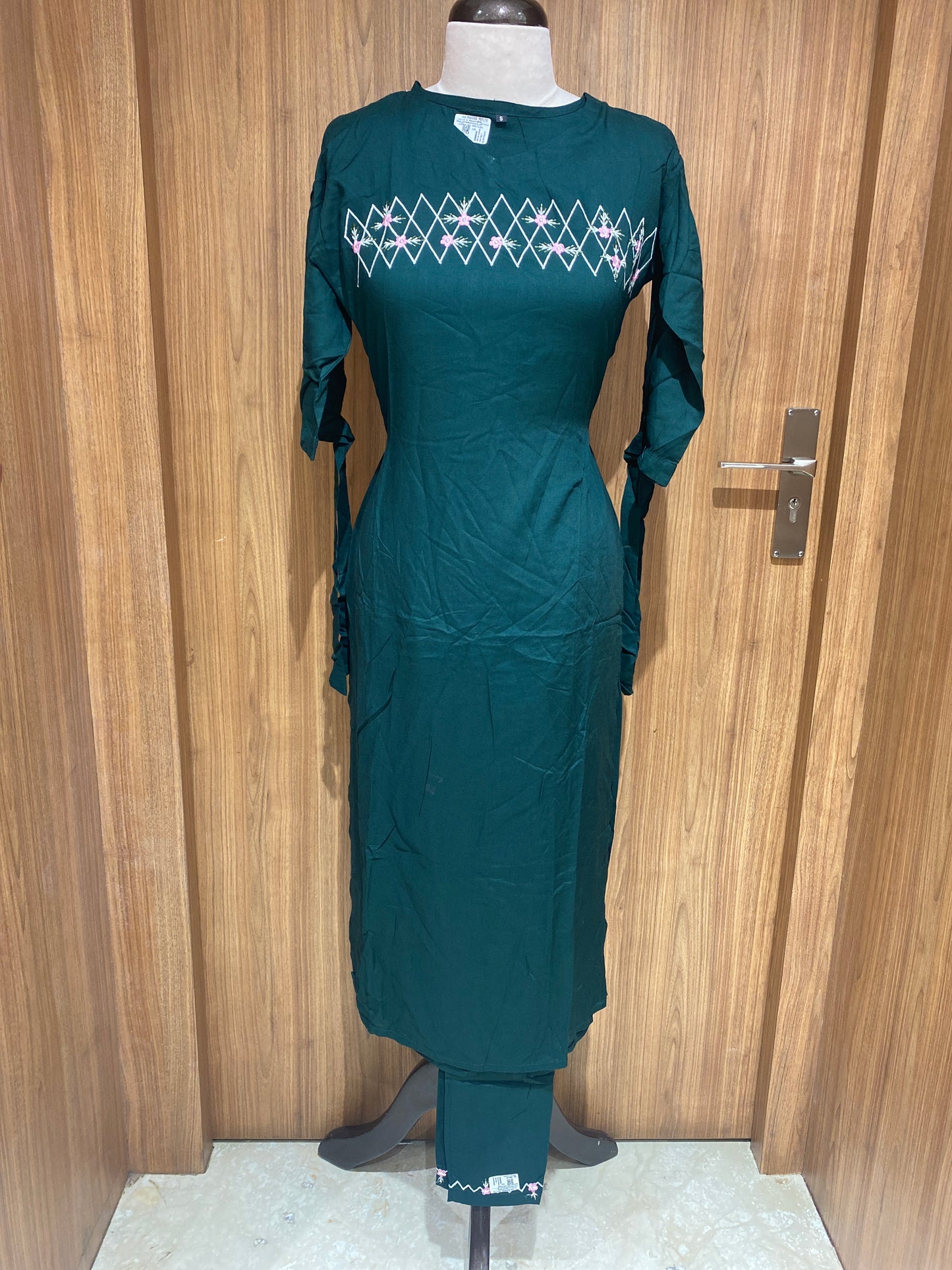 OFFER SALES TOP AND BOTTOM - IHA 27052