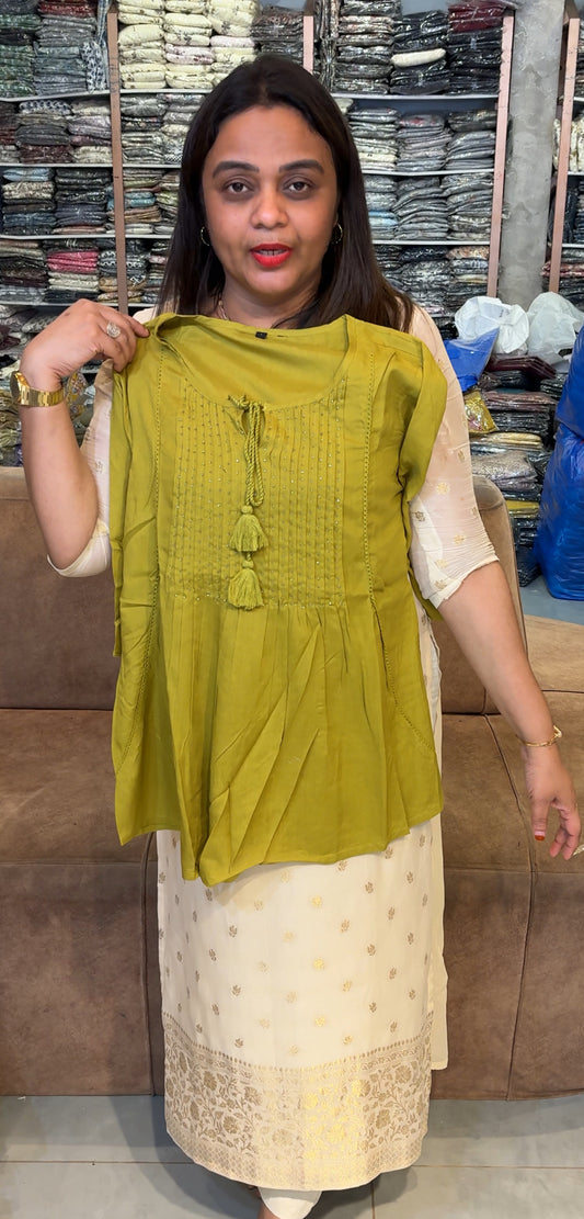 BUDGET BUY SHORT TOPS - IHA 23068