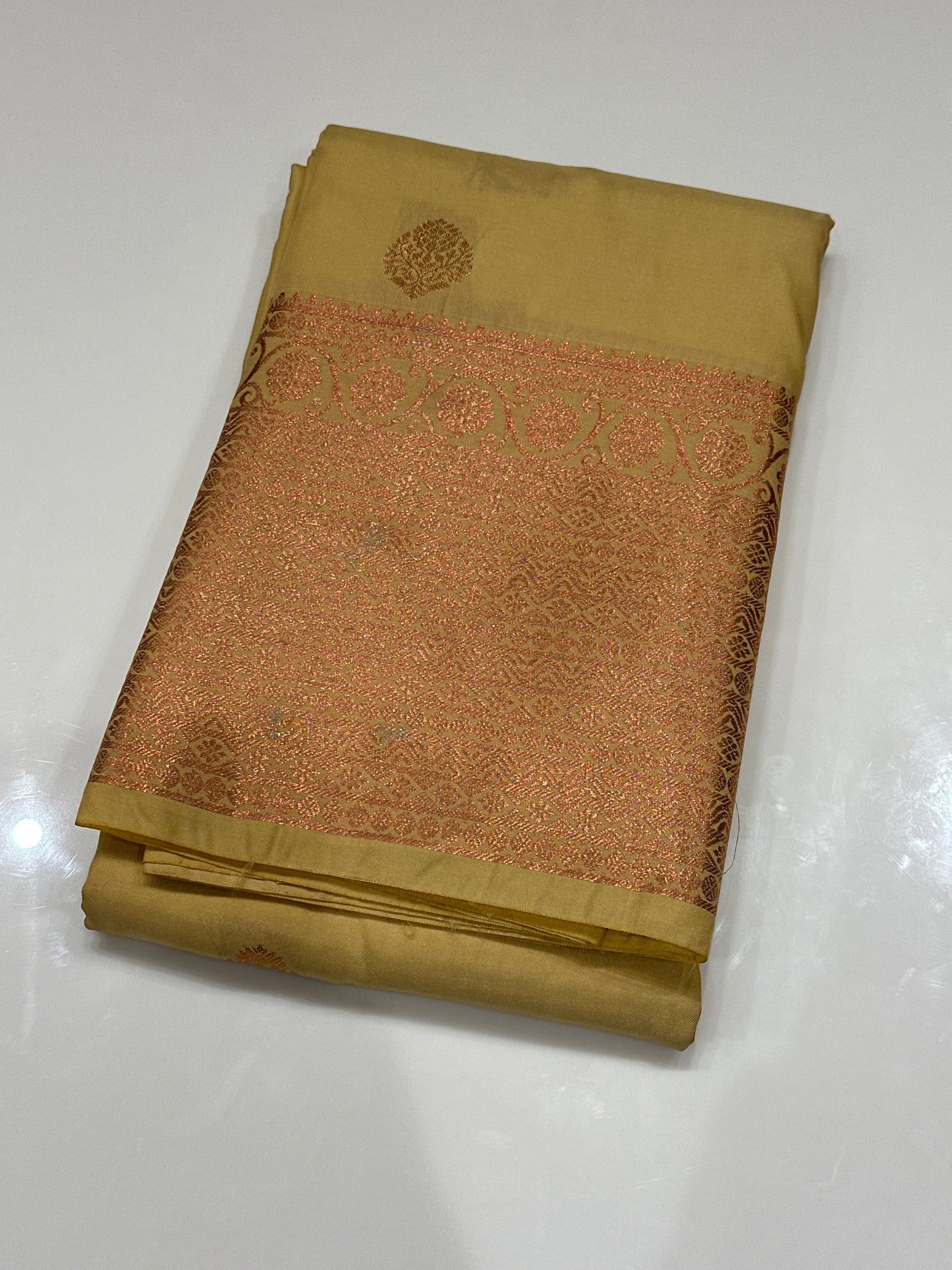 OFFER SALES SAREES - IHA 27178