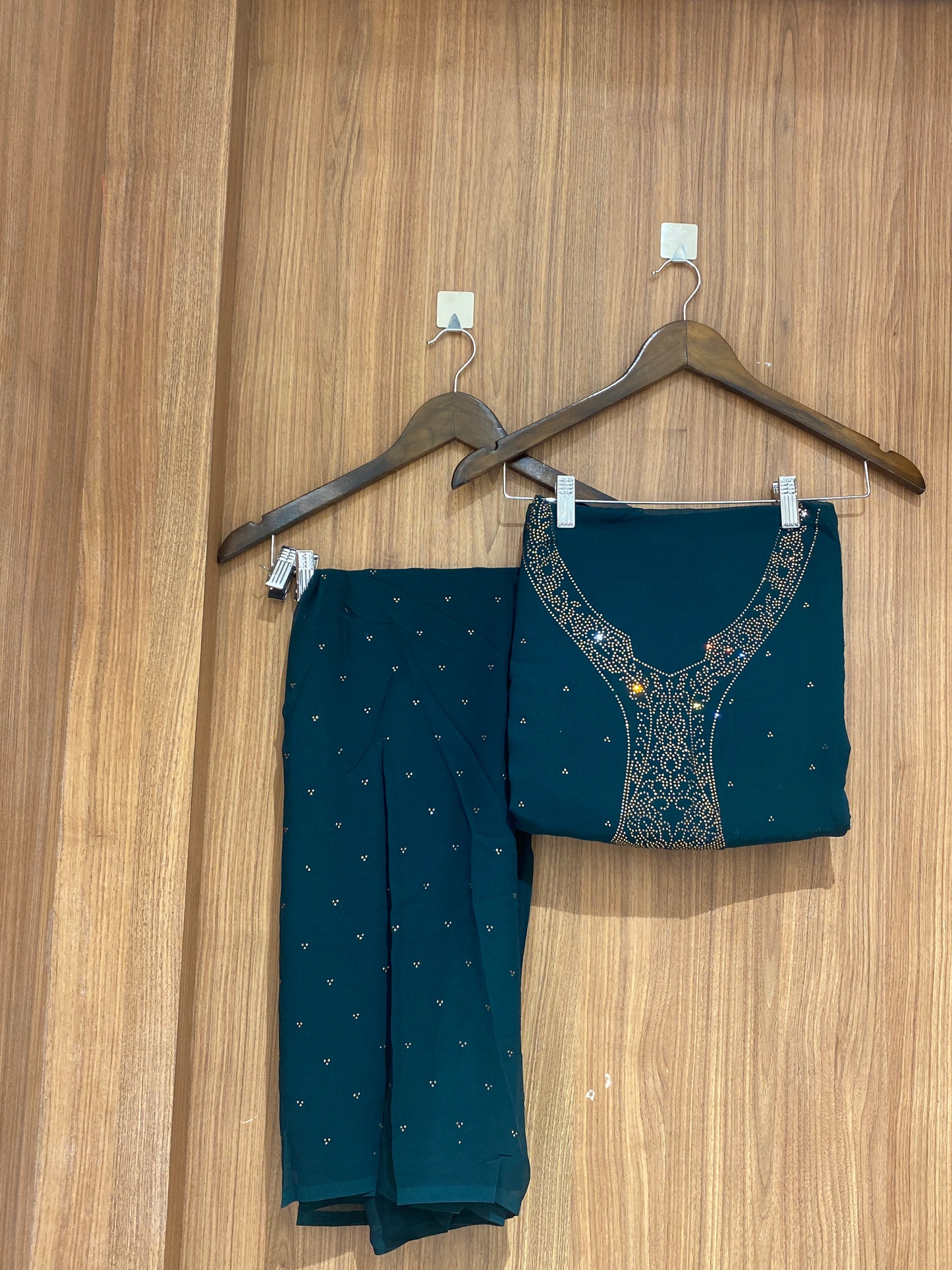 OFFER SALES UNSTITCHED SALWAR SUITS - IHA 26889