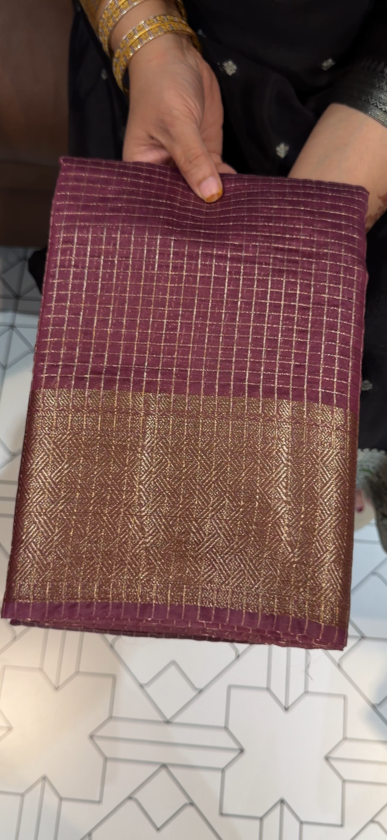 SEMI BANARASI SAREES- IHA 33102