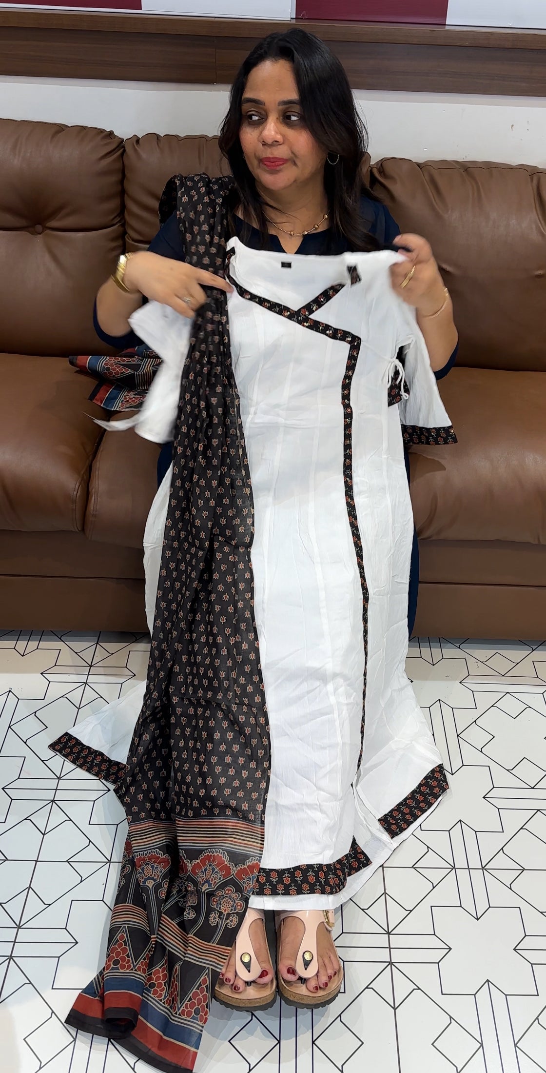 CRUSHED RAYON TOP, BOTTOM AND DUPATTA - IHA 28031