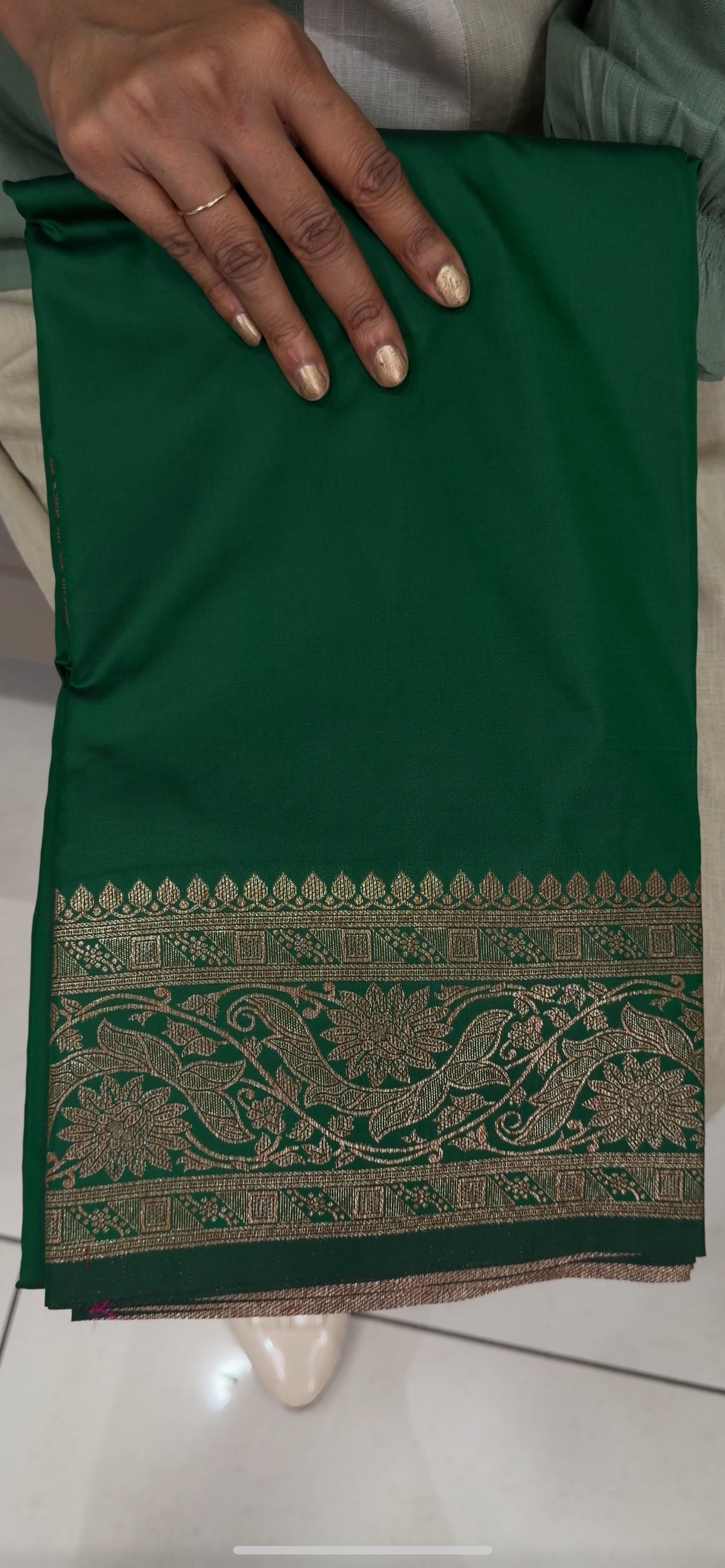 BUDGET BUY BANARASI SAREES - IHA 29631
