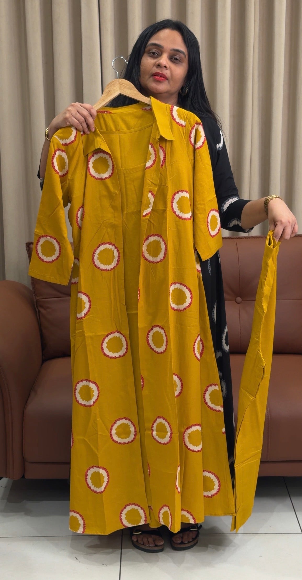 IHA'S IN-HOUSE TOP ,BOTTOM AND JACKET - IHA 35389
