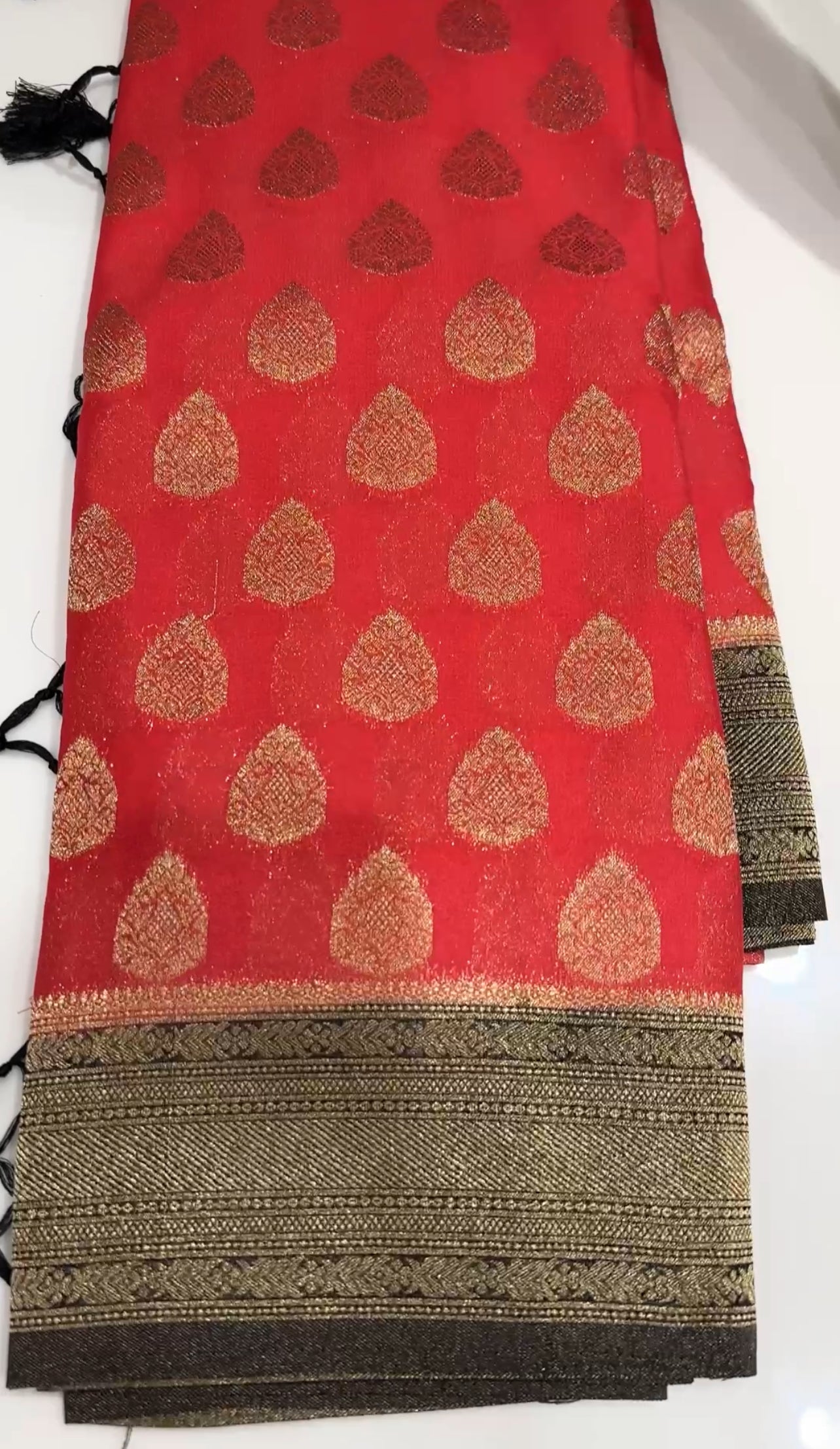 BANARASI SAREES - IHA 18657