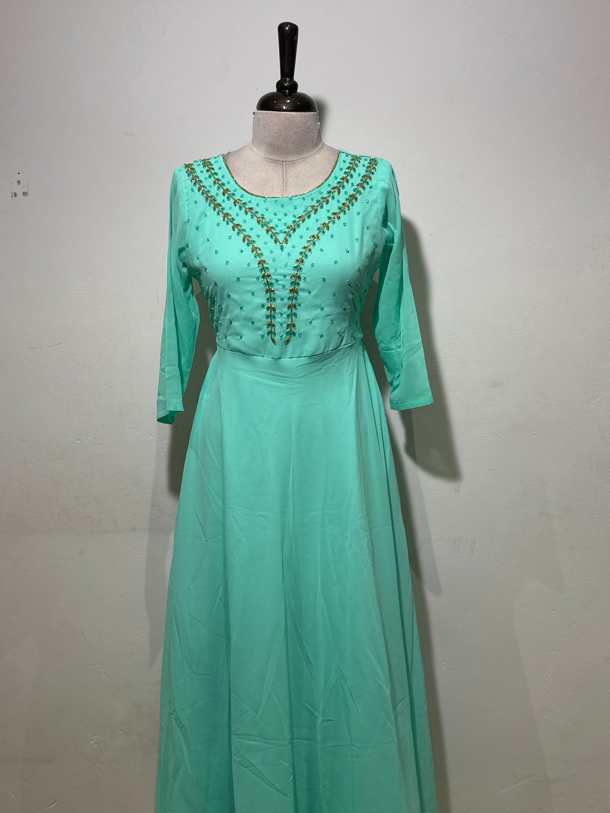 OFFER SALES TOP'S - IHA 35250