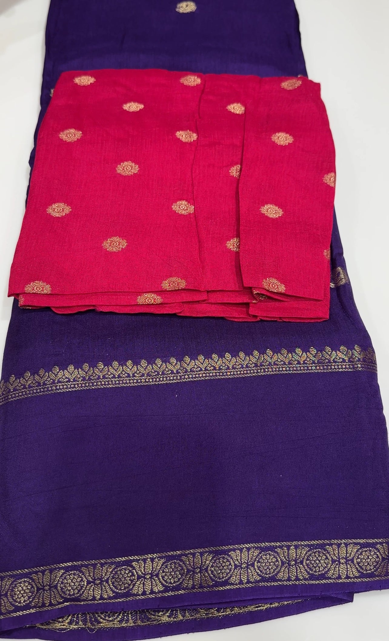 SILK BANARASI SAREES - IHA 17490