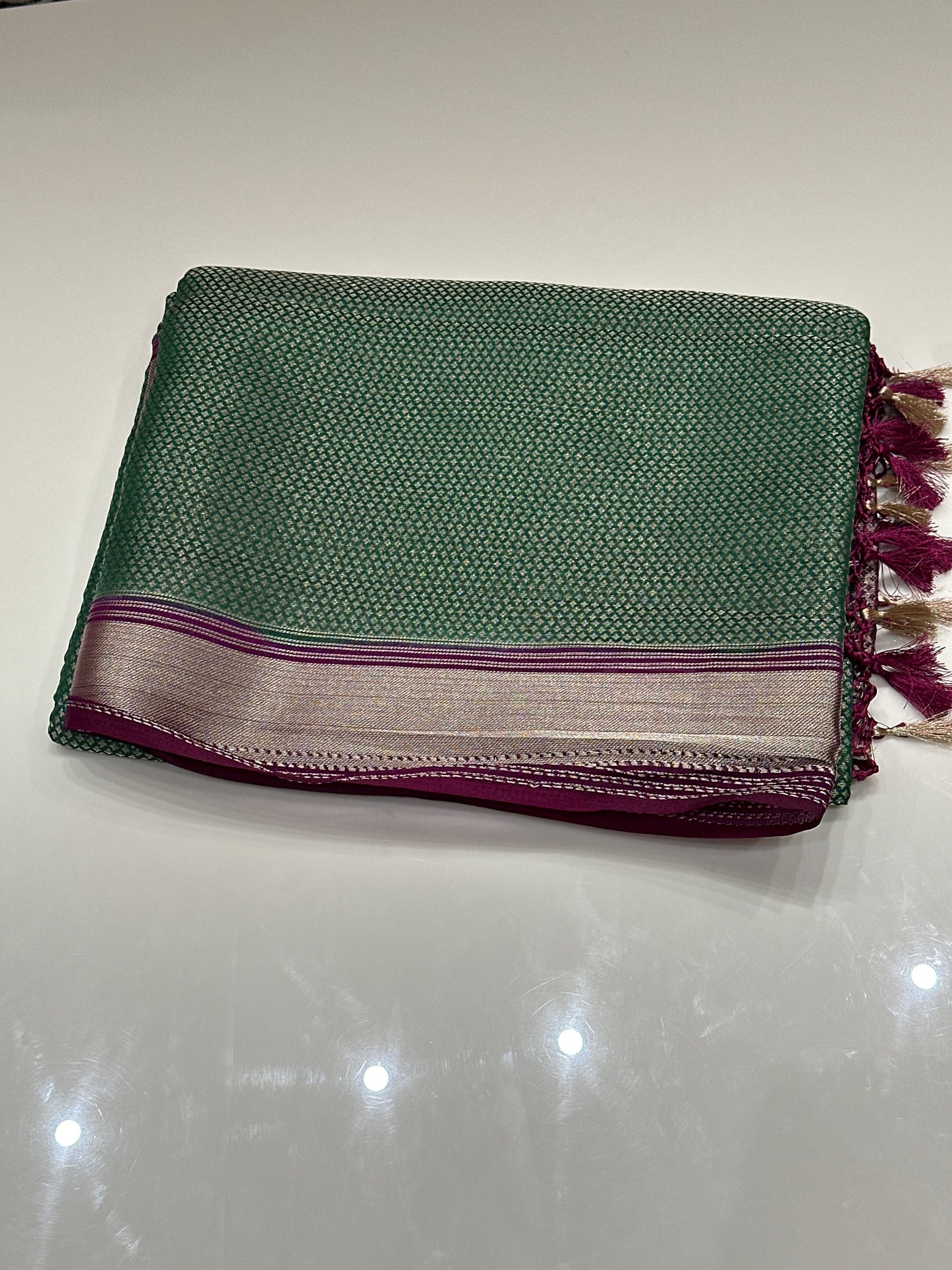 OFFER SALES SAREES - IHA 27178